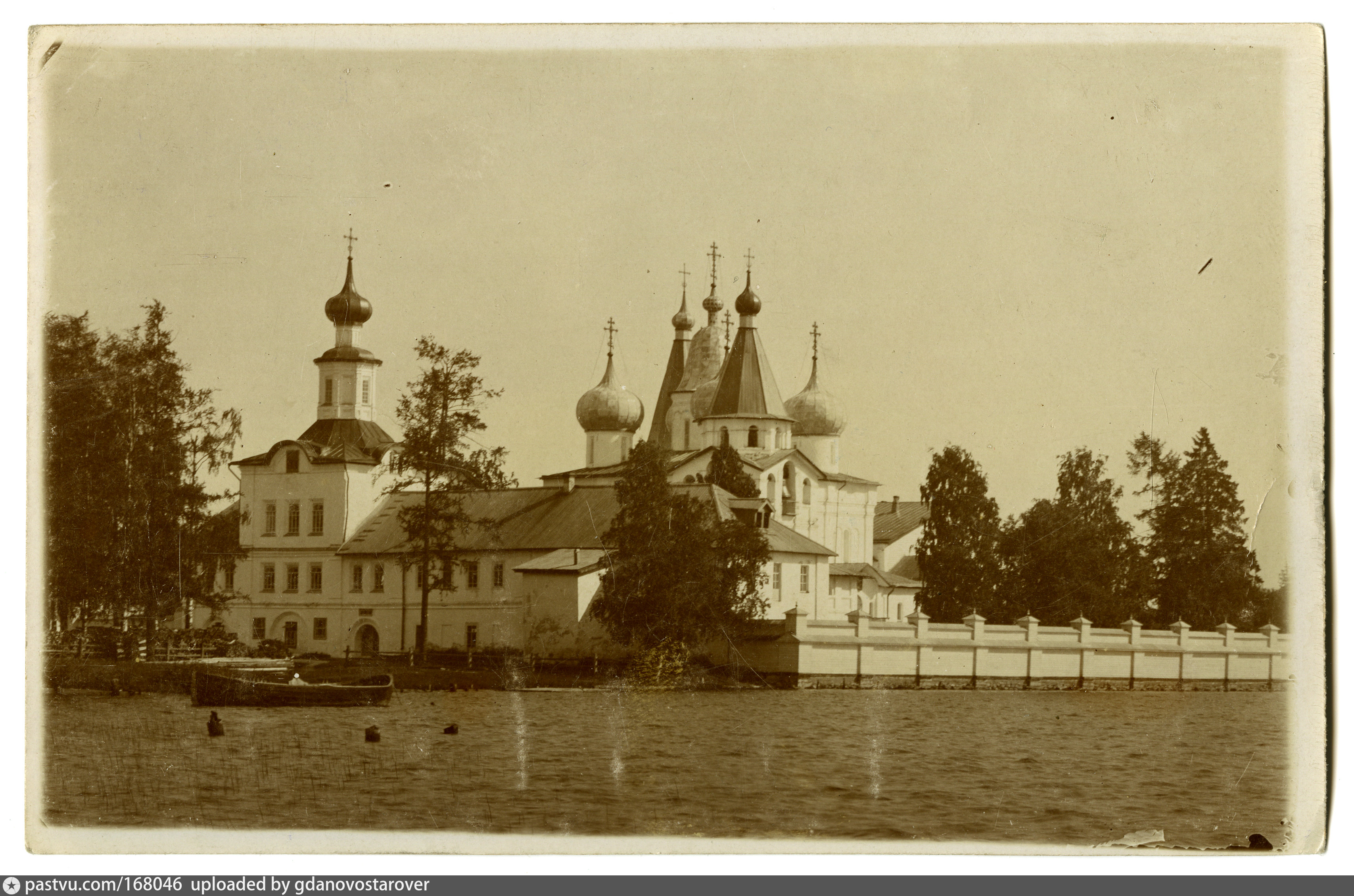 Петербург холмогоры. Антониево Сийский монастырь Холмогоры. Антоний Сийский монастырь мощи. Антониево-Сийский монастырь старый. Спасо-Преображенский собор Холмогоры.