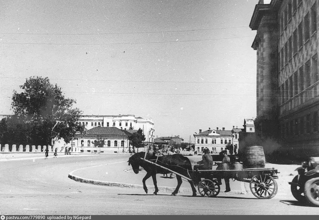 Фото советского оренбурга. Оренбург 1941 дом советов. Оренбург 1930. Улицы старого Оренбурга. Фото старого Оренбурга.