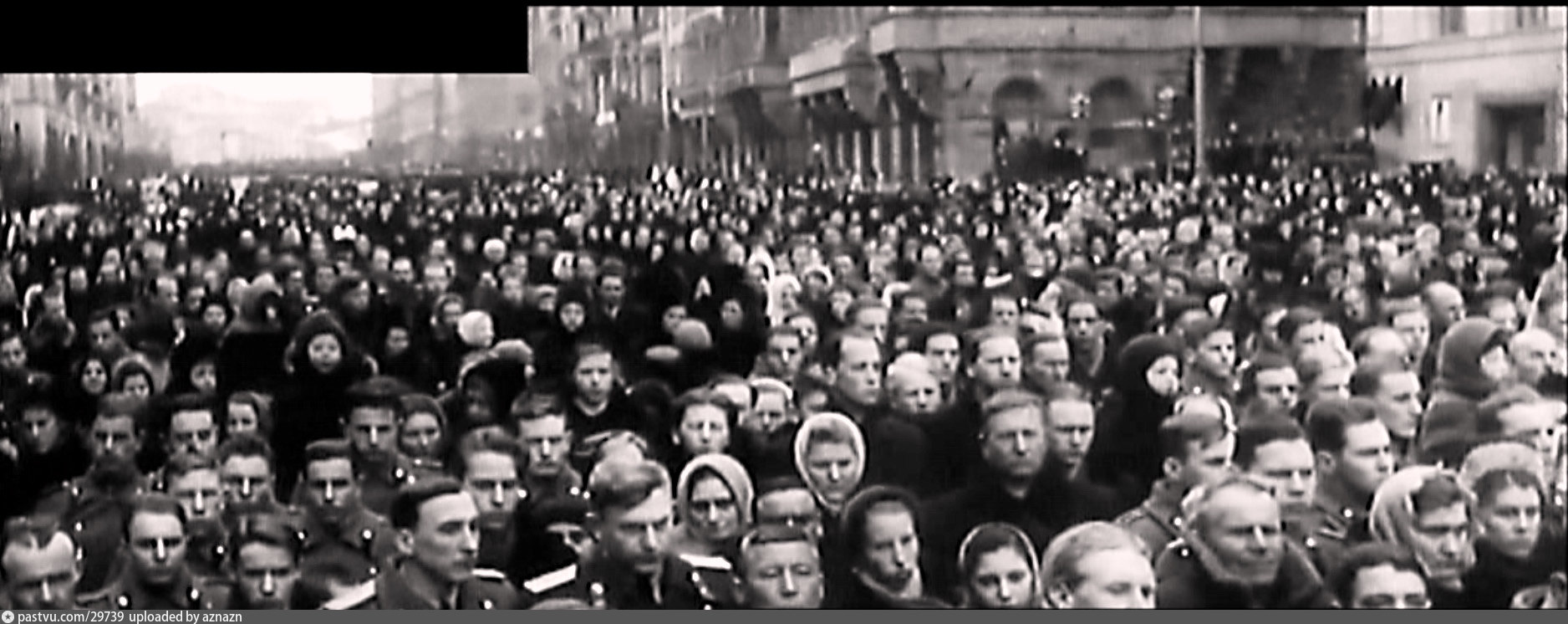 Сколько было на похоронах сталина. Похороны Сталина 1953. 1953 Москва похороны Сталина. Смерть Сталина давка. Похороны Сталина процессия.