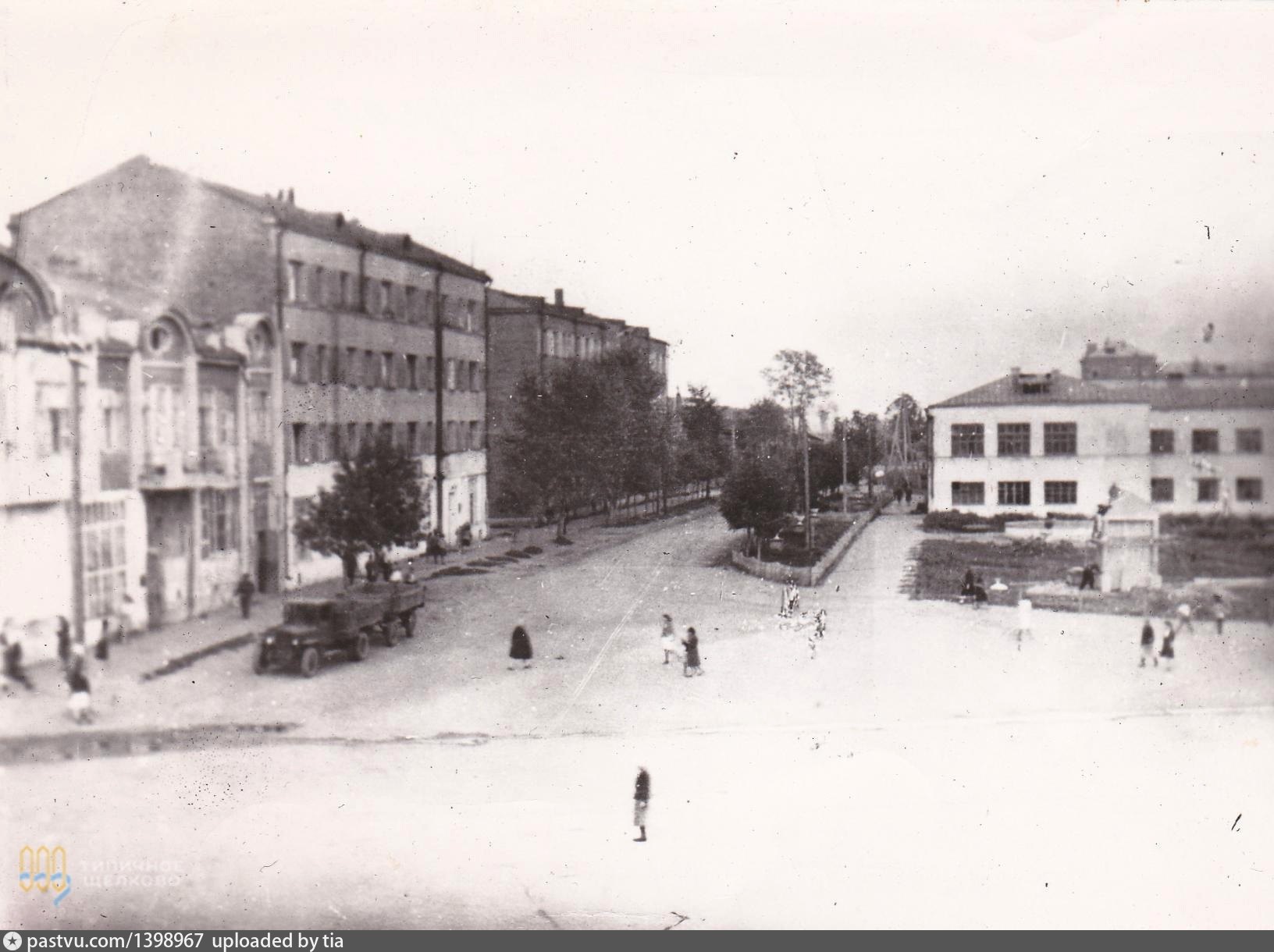 Советская й. Могилев 1940. Советский переулок Ярославль. Вельск 1940-е гг. Новая Таволжанка 1940-е.