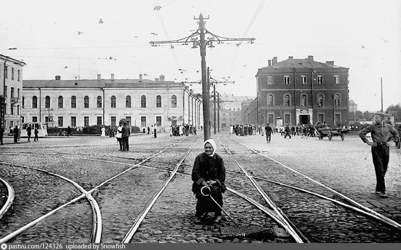 Площадь труда улица. Ленинград 1930е годы площадь Урицкого. Улица Ленинград 30е годы. Санкт Петербург 1930. Ленинград 1930-е.