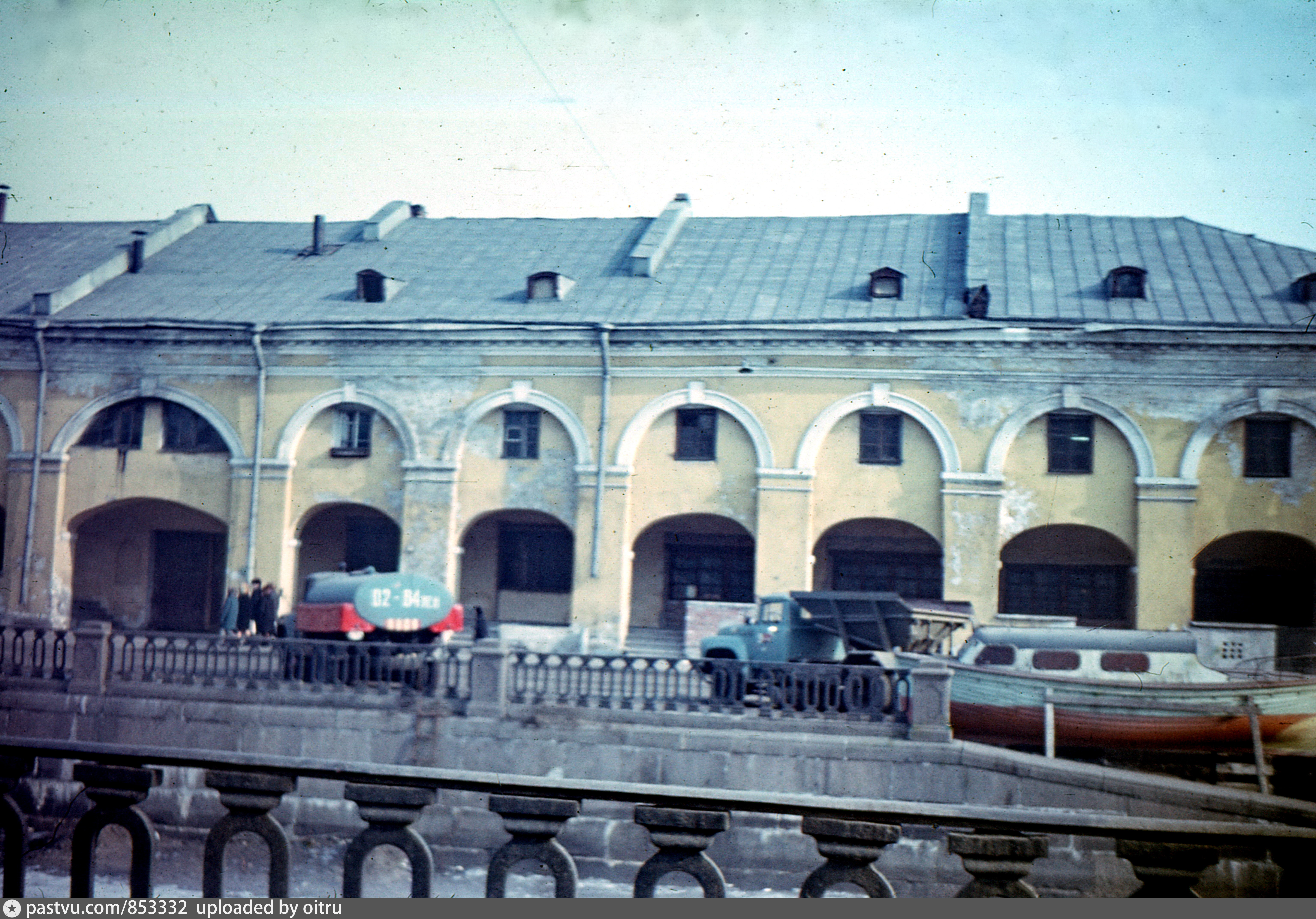 никольский сад в санкт петербурге