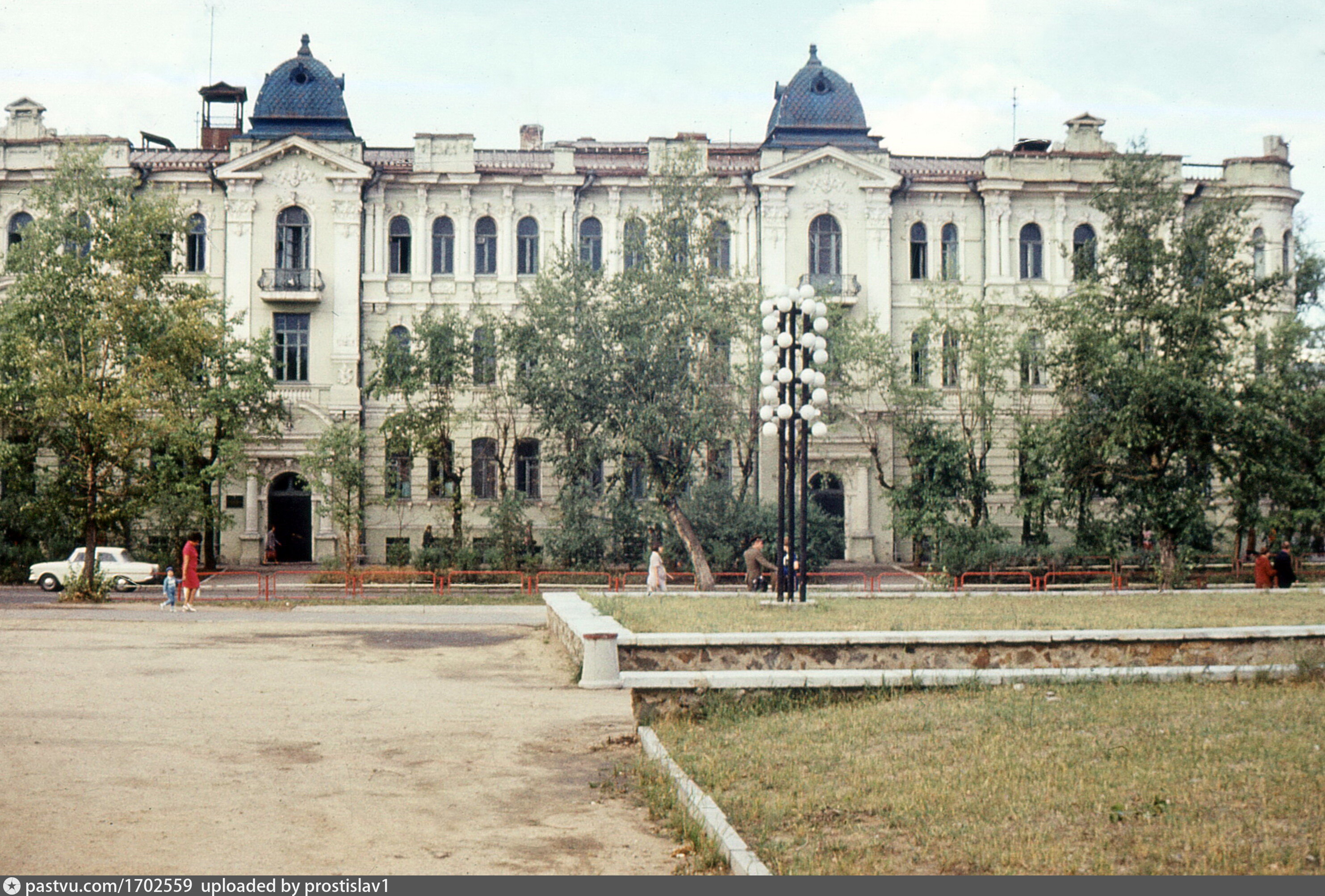 шумовский дворец в чите