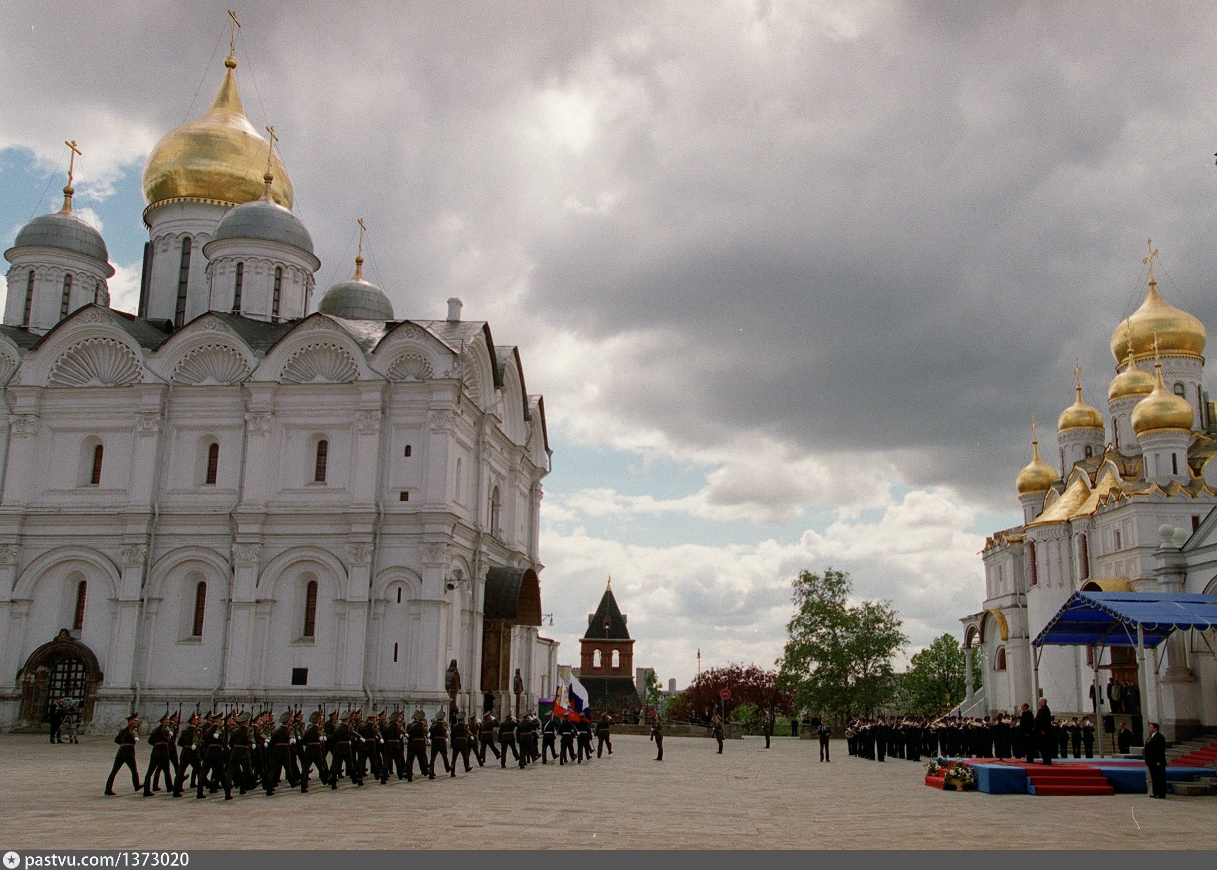 Владимирский кремль фото