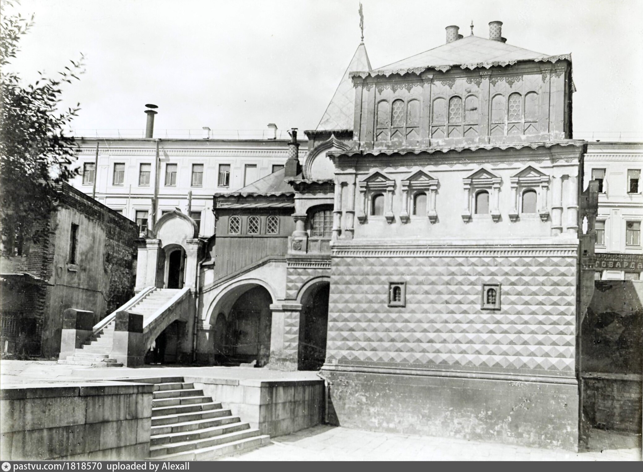 палаты романовых в москве