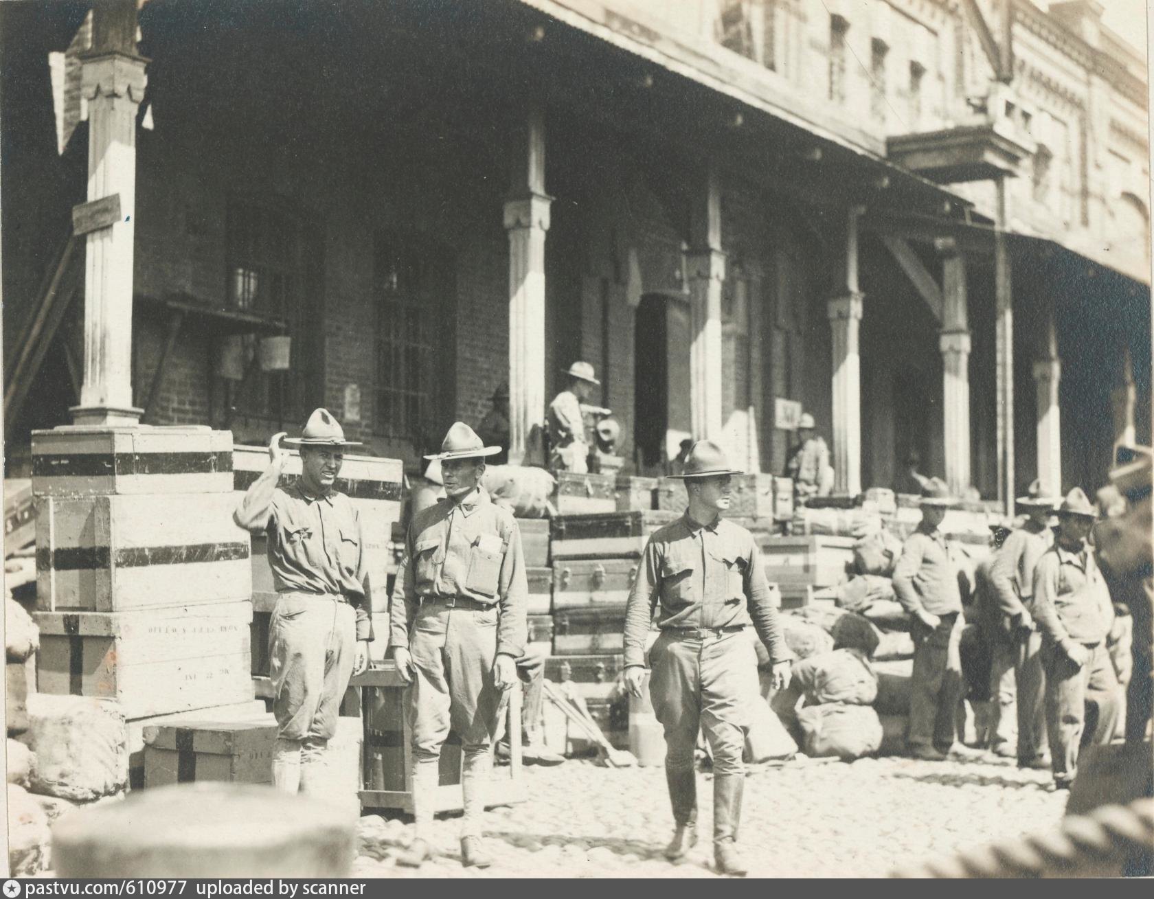 Иностранная оккупация. Военная интервенция на Дальнем востоке 1918. Американские войска во Владивостоке 1918. Интервенция во Владивостоке 1918. Американские интервенты во Владивостоке 1918.