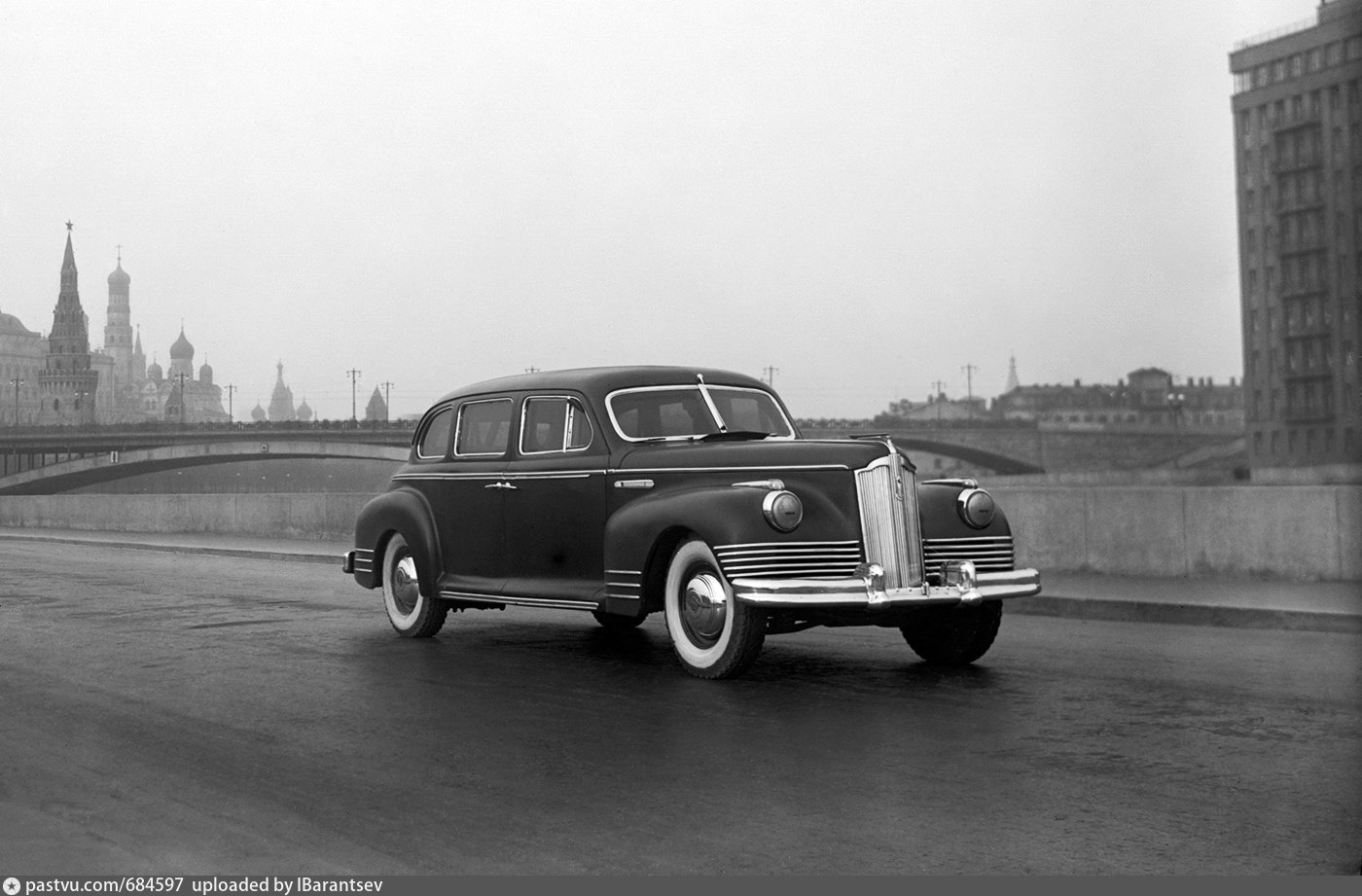 Фото автомобиля зис. ЗИС 110 Сталина. ЗИЛ 110 СССР. ЗИЛ Сталина. Легковые автомобили ЗИС ЗИЛ.