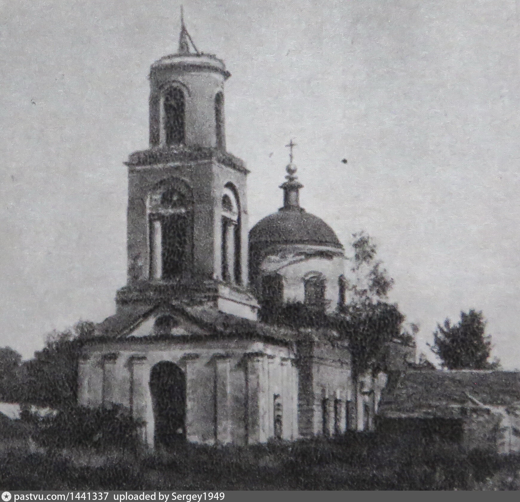 Церковь Вознесения в селе Городня