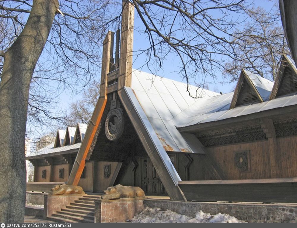 Брянский лес музей. Музей Брянский лес в парке Толстого. Музей леса Брянск. Парк Толстого Брянск музей Брянский лес. Музей в парке Толстого Брянск сгорел.