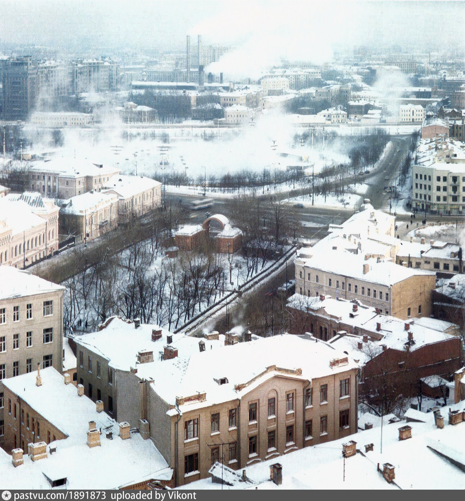 на месте храма христа спасителя был бассейн