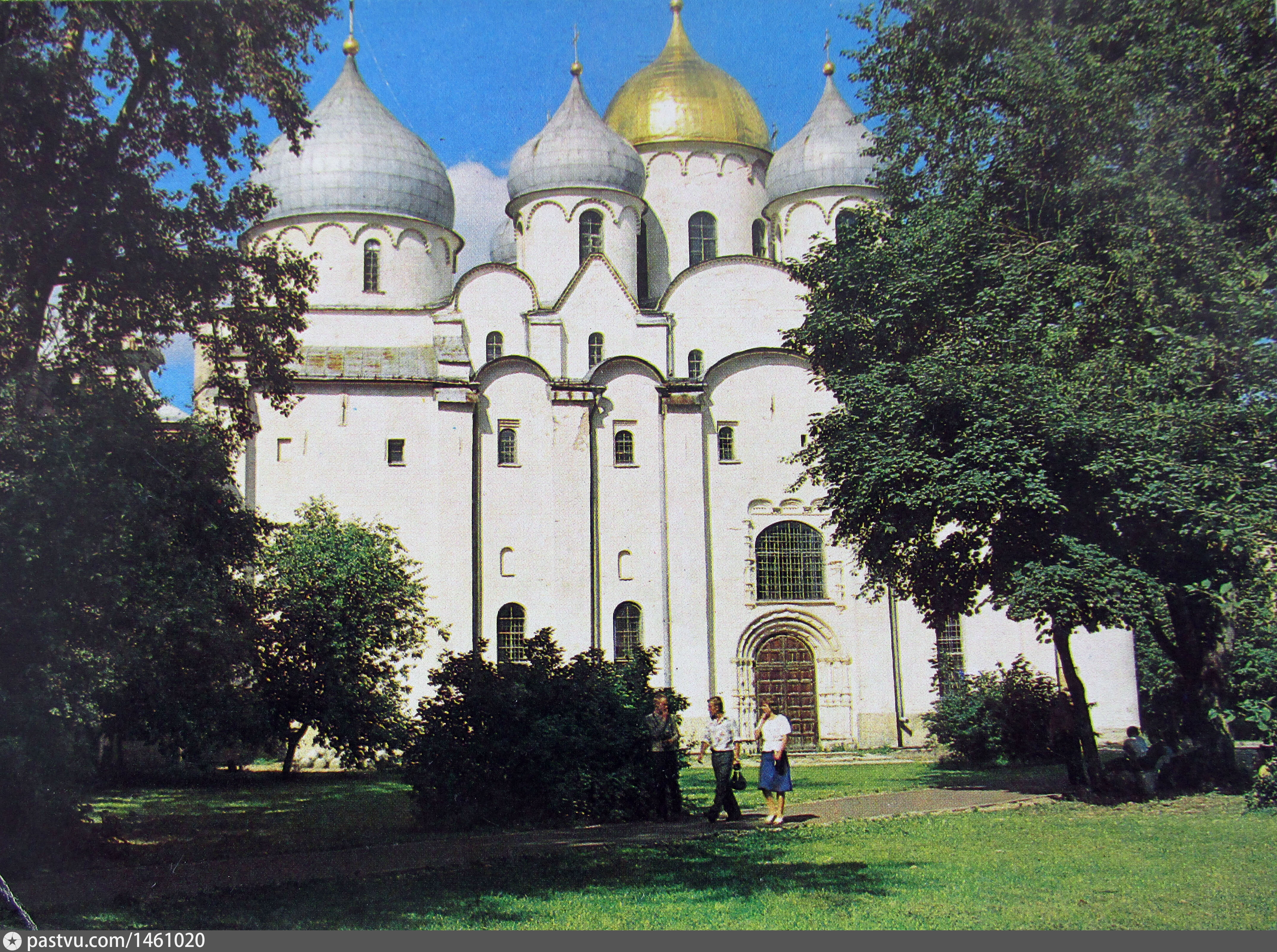 Софийский собор в Новгороде 1045-1050