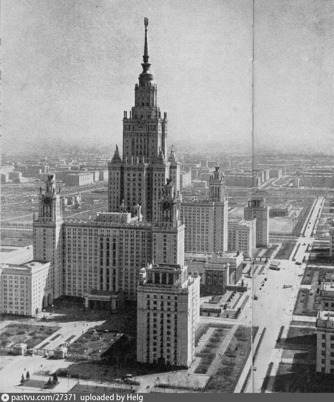 Фото строительства сталинских высоток в москве