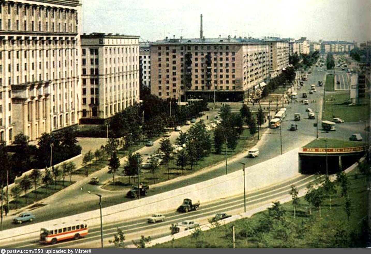 метро ленинградский проспект