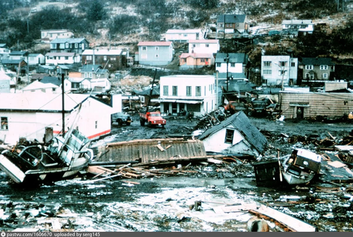 Землетрясение в вашингтоне. ЦУНАМИ на Аляске 1964. ЦУНАМИ 1958 года на Аляске. Великое Аляскинское землетрясение.
