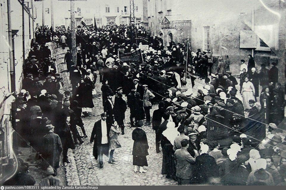 Фото 1905 год революция. Революция 1905-1907. Курск в 1917 году. Революция 1907 года. Революционные рабочие профсоюзы 1905 года.