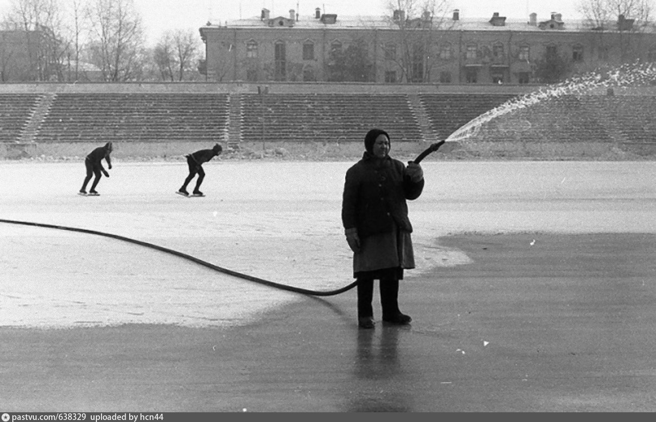 Дворовый каток СССР