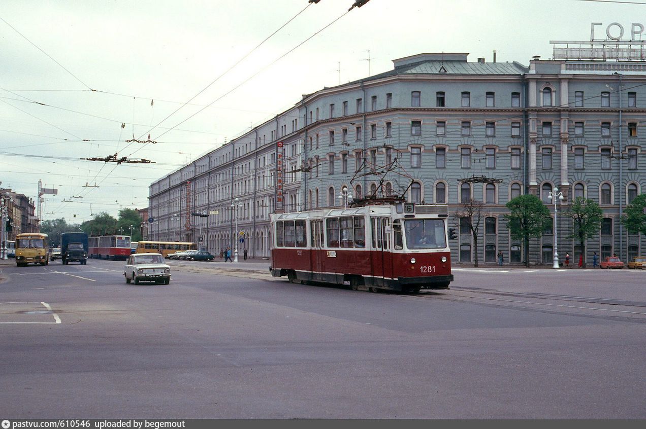 площадь восстания 1980 год