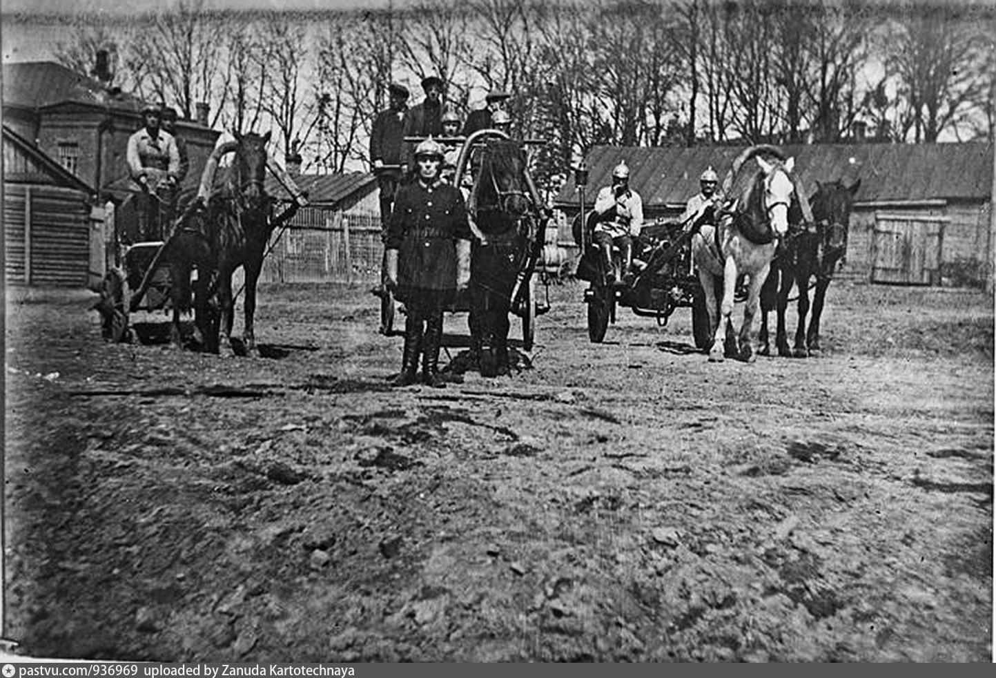 Плавск ретро фото Плавск. Пожарная команда завода "Смычка" - Фотографии прошлого