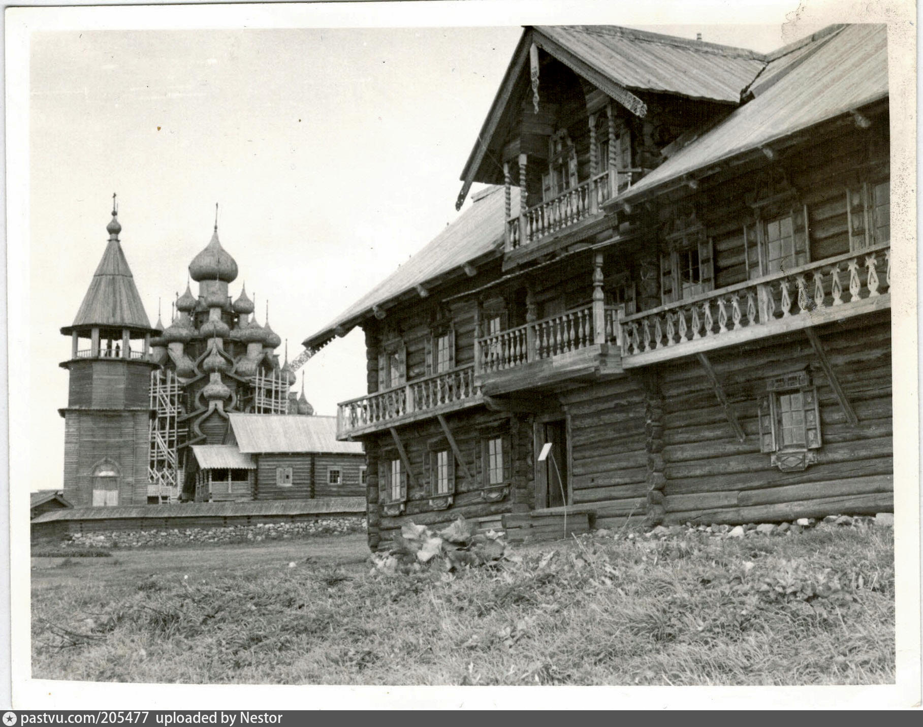 Зодчество 2023. Остров Кижи в 1940 году. Кижи старые фотографии. Кижи 90ые. Старое кафе Кижи в Ховрино.