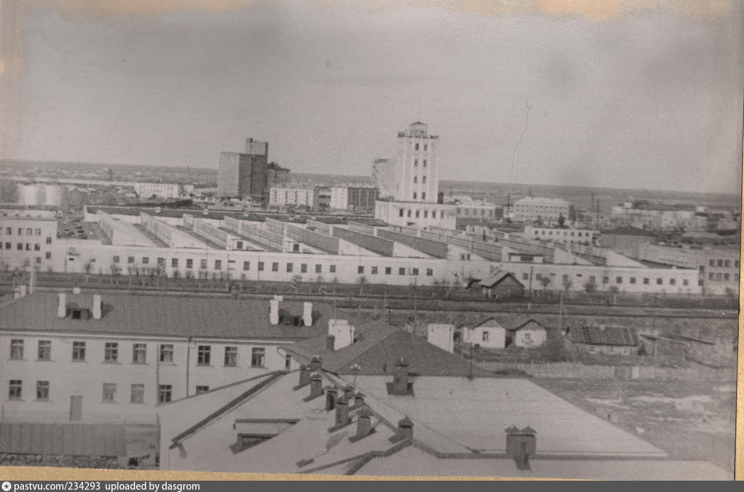 Дк льнокомбината вологда. Смоленский льнозавод (Льнокомбинат). Смоленский Льнокомбинат имени а.а Андреева. Вологда башня на льнокомбинате. Льнокомбинат Смоленск 1946.