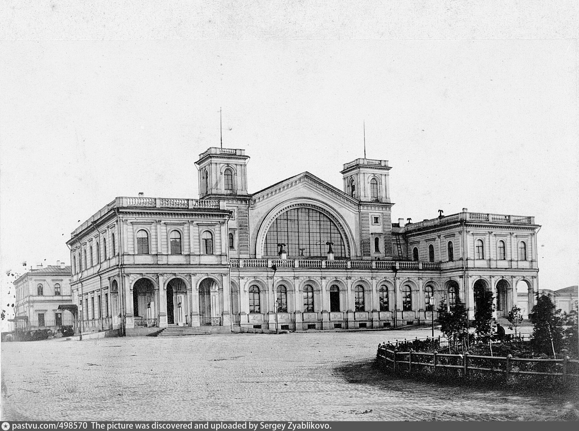 варшавский вокзал в санкт петербурге старые