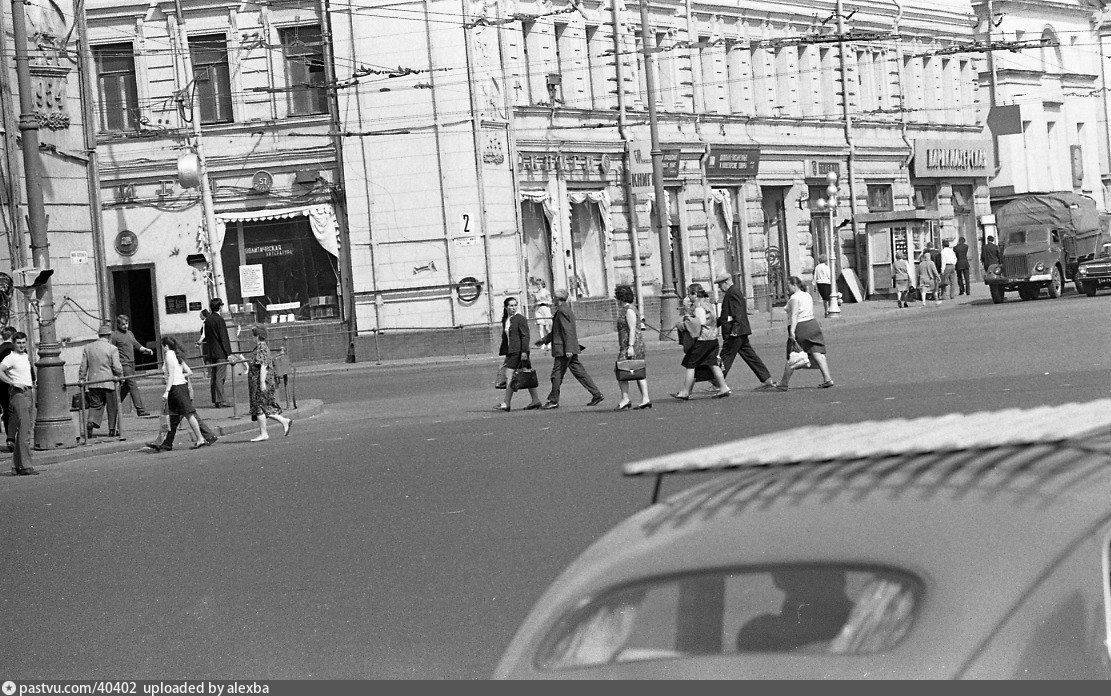 Века 1972. Москва 1972 год. Москва 1960 Сретенка. Сретенка улица Москва. Москва 1972 год Москва.