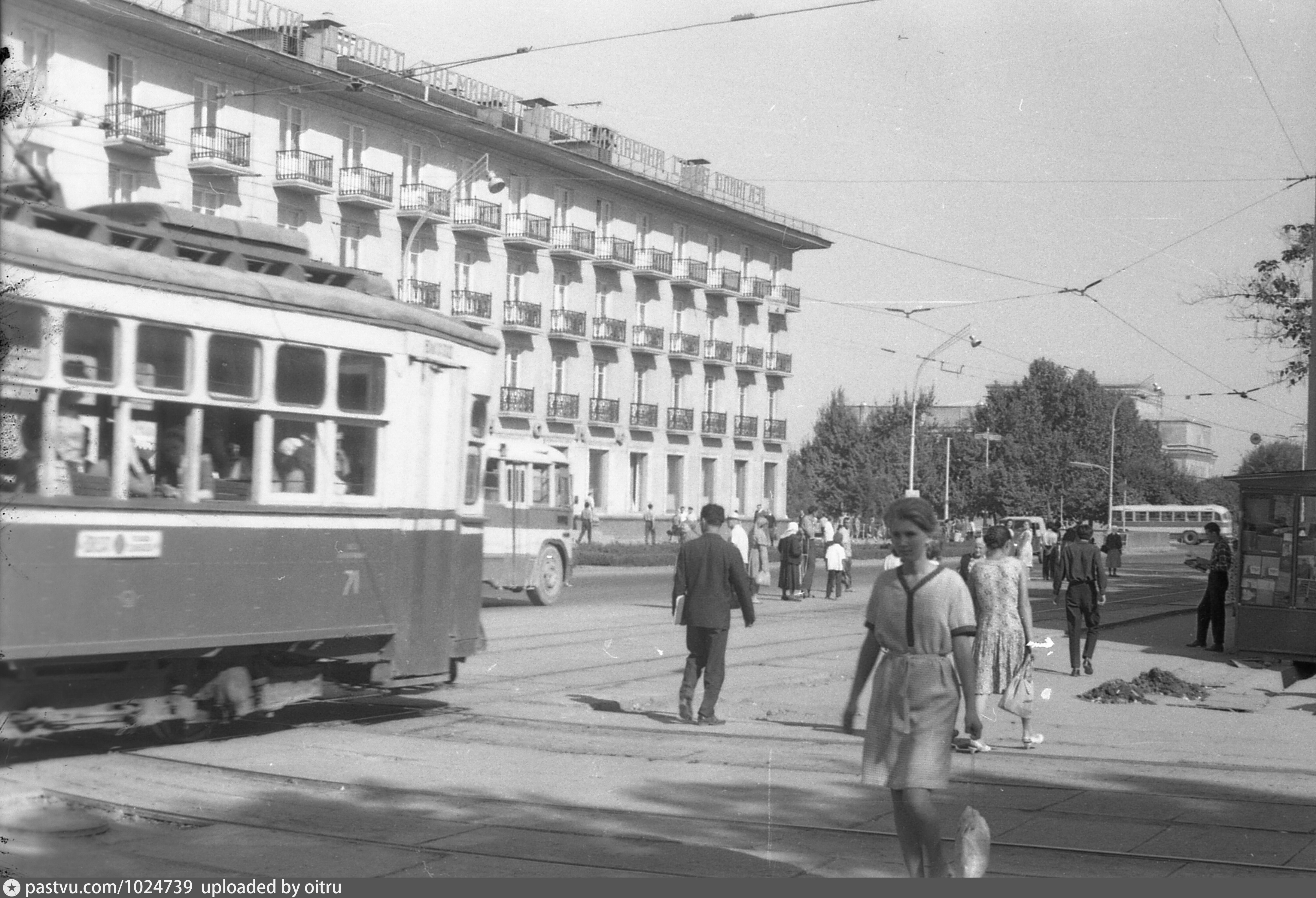 парк горького в ташкенте старые