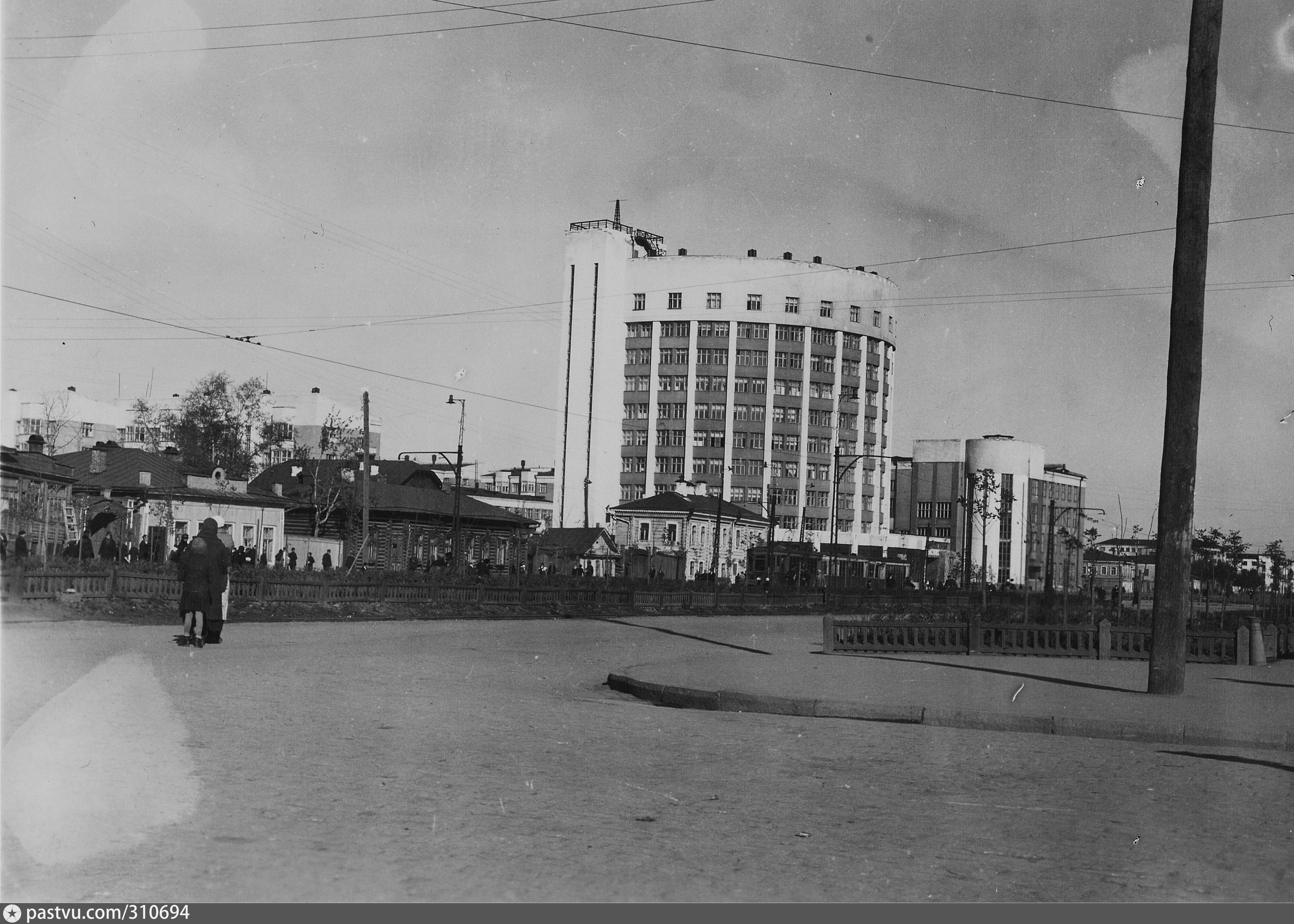 Свердловск урал. Свердловск 1930-е. Екатеринбург городок Чекистов 1950. Старый Екатеринбург Свердловск. Екатеринбург в 1930 годы.