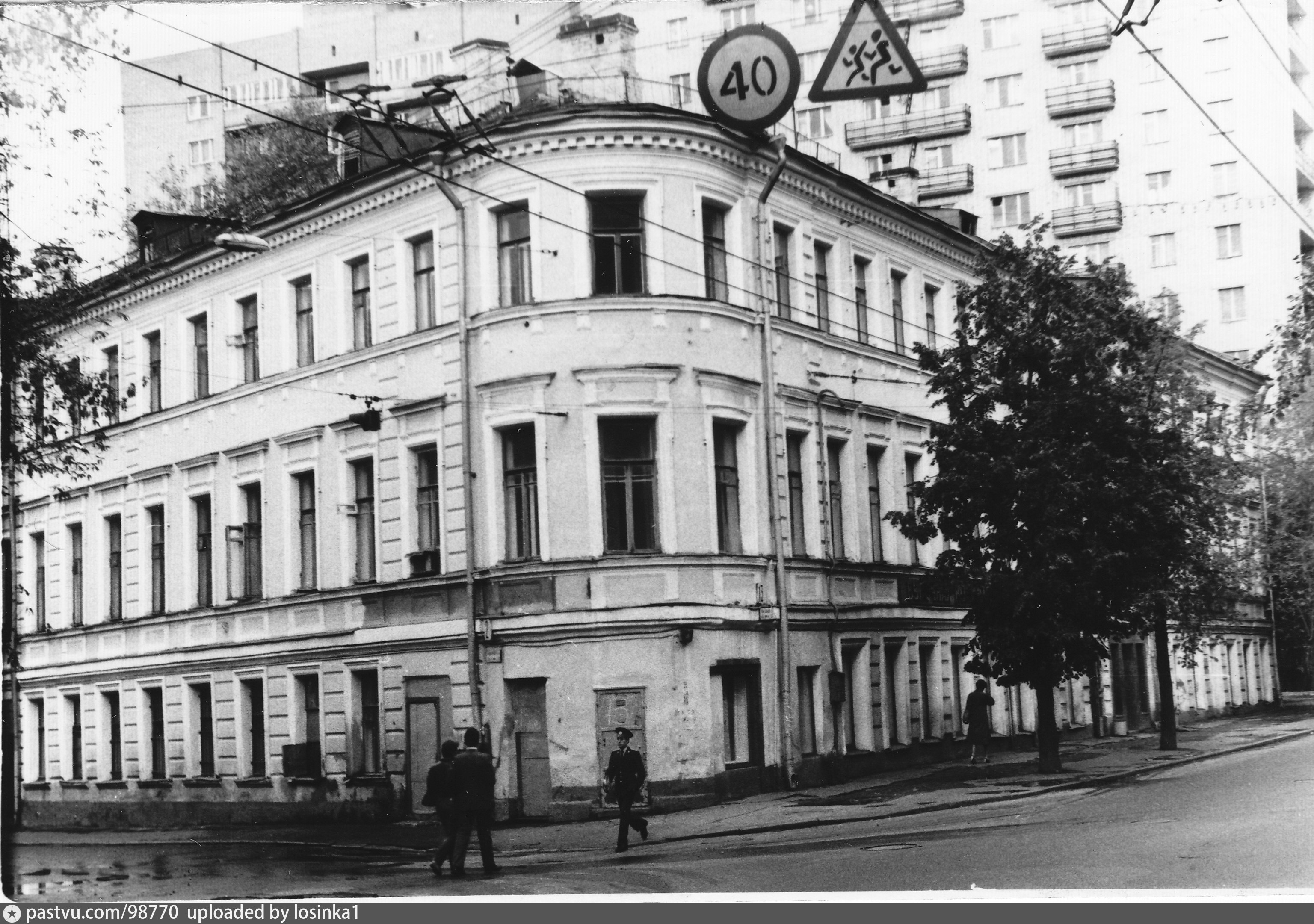 Новая Басманная улица 2. Москва улица новая Басманная дом 2. Старая Басманная улица Москва. Новая Басманная улица 13.