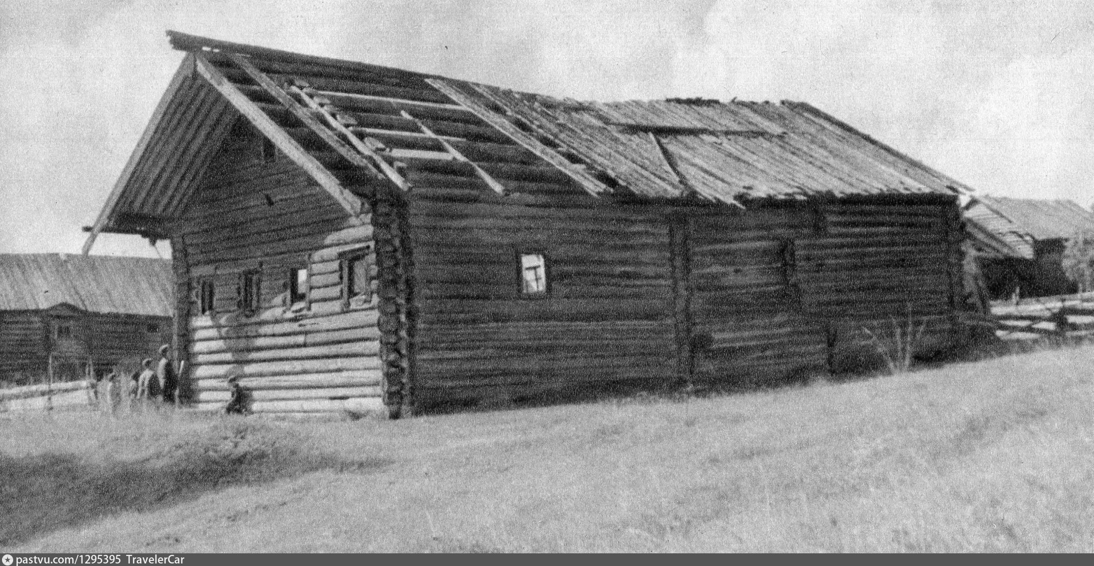 Деревня на горке стояла. Деревня горка Холмогорский район. Деревня горки Холмогорского района. Гаранин деревня горка. Ополовников гражданское зодчество.