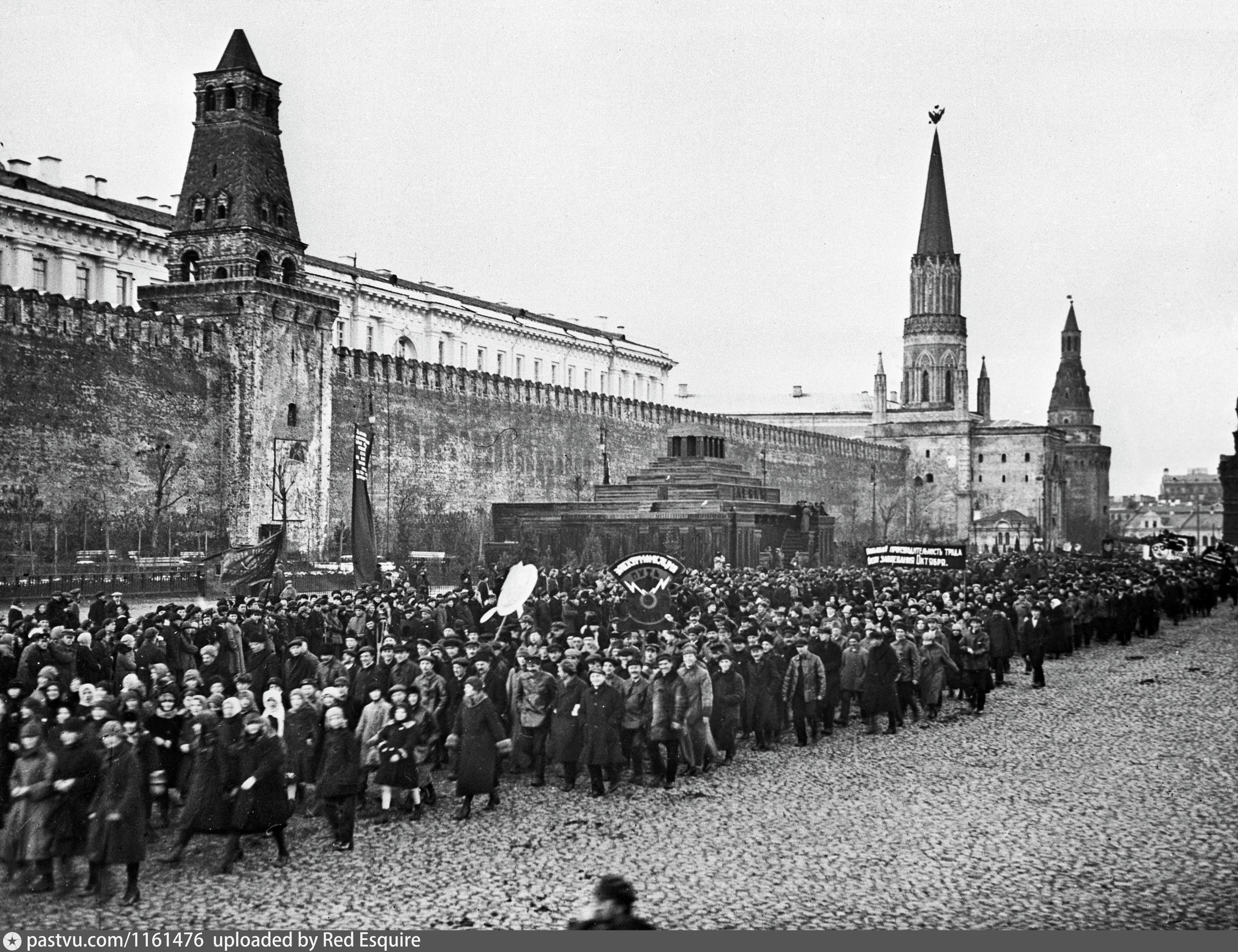 Фото октябрьской революции 1917 года