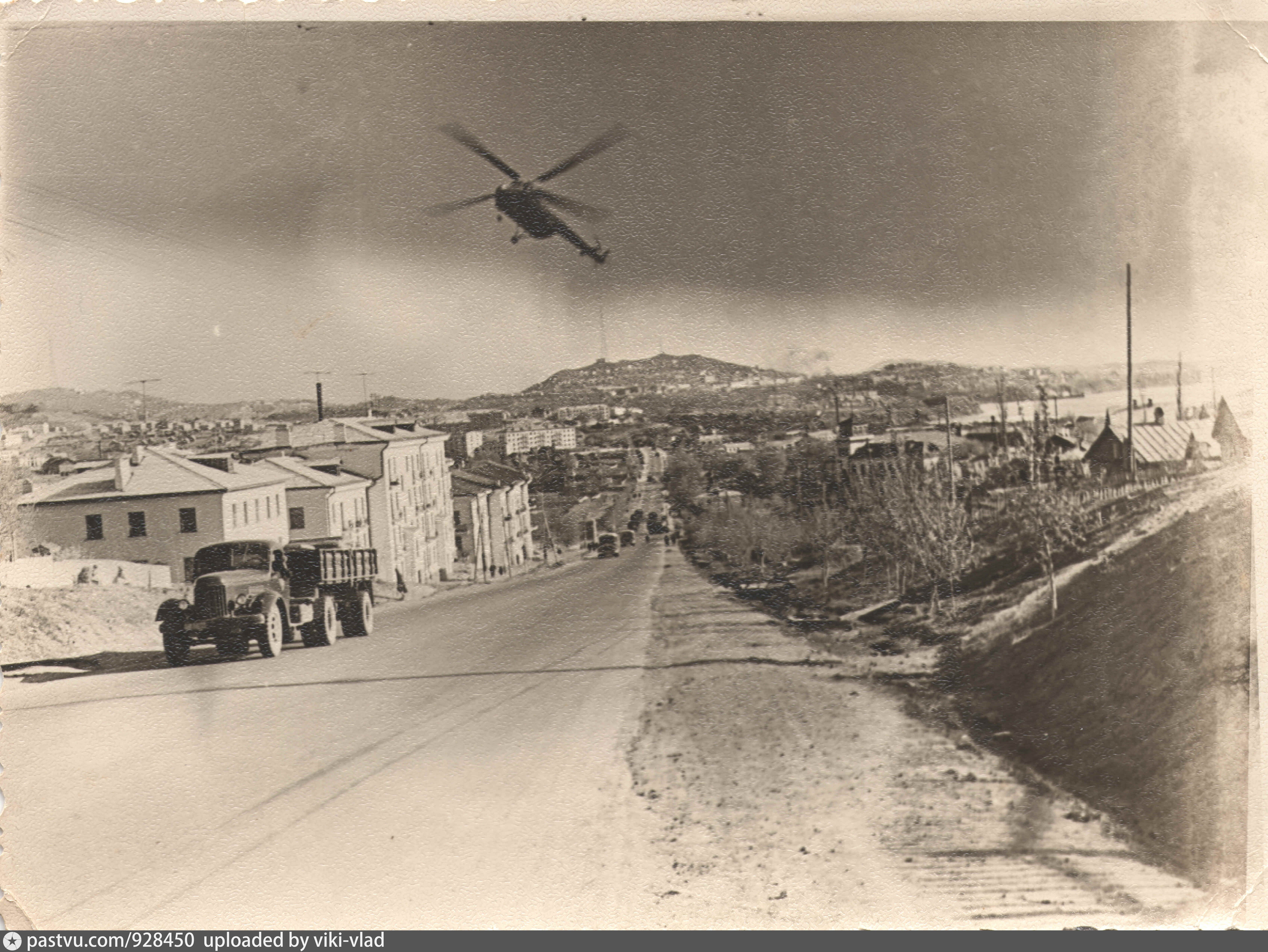 Владивосток 1960. Проспект столетия Владивостока. Завод Эра Владивосток. Владивосток СССР.