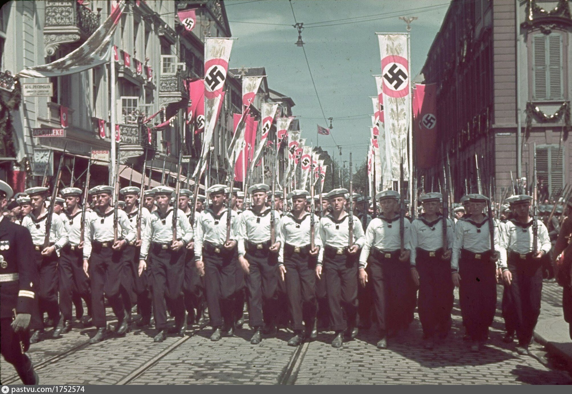 Фашистское общество. Фашистская Германия третий Рейх. 3 Рейх 1939. Парад в Германии 1939.