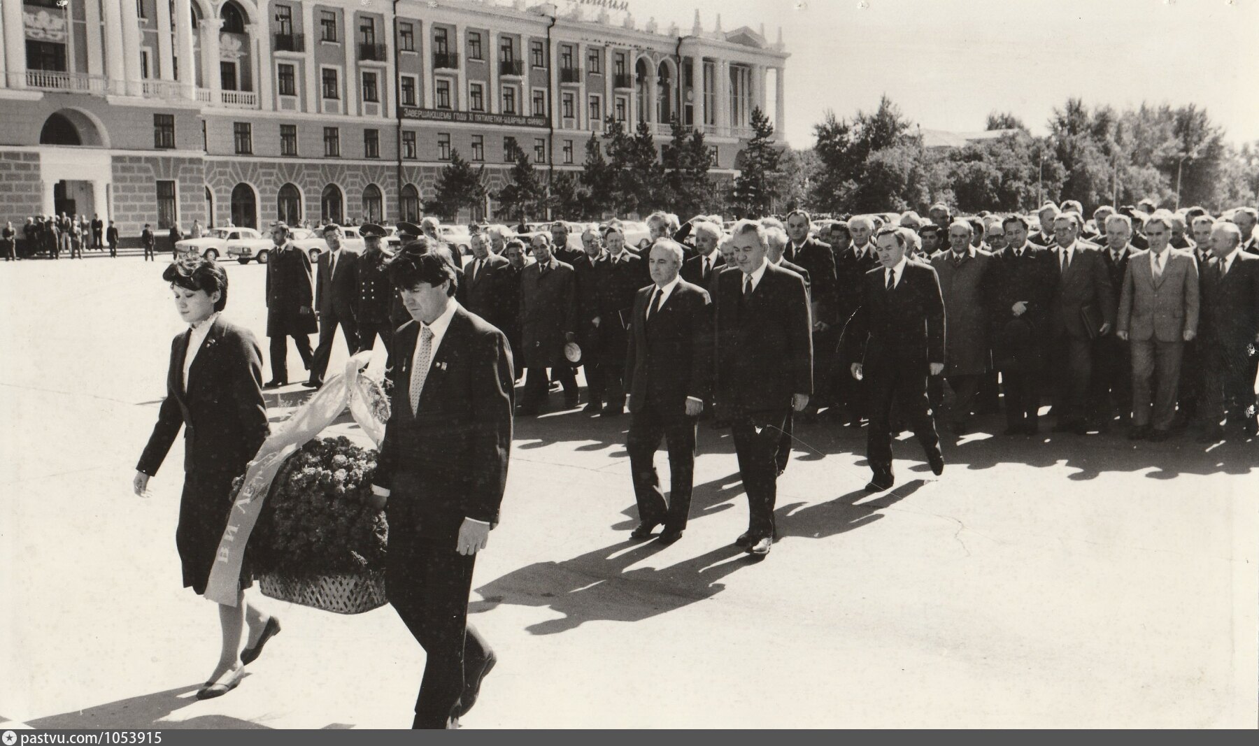 1985 казахстан. Целиноград 1985. Целиноград 1979 год. Дворец пионеров Целиноград. Визит горбачёва в Целиноград 1987 год.