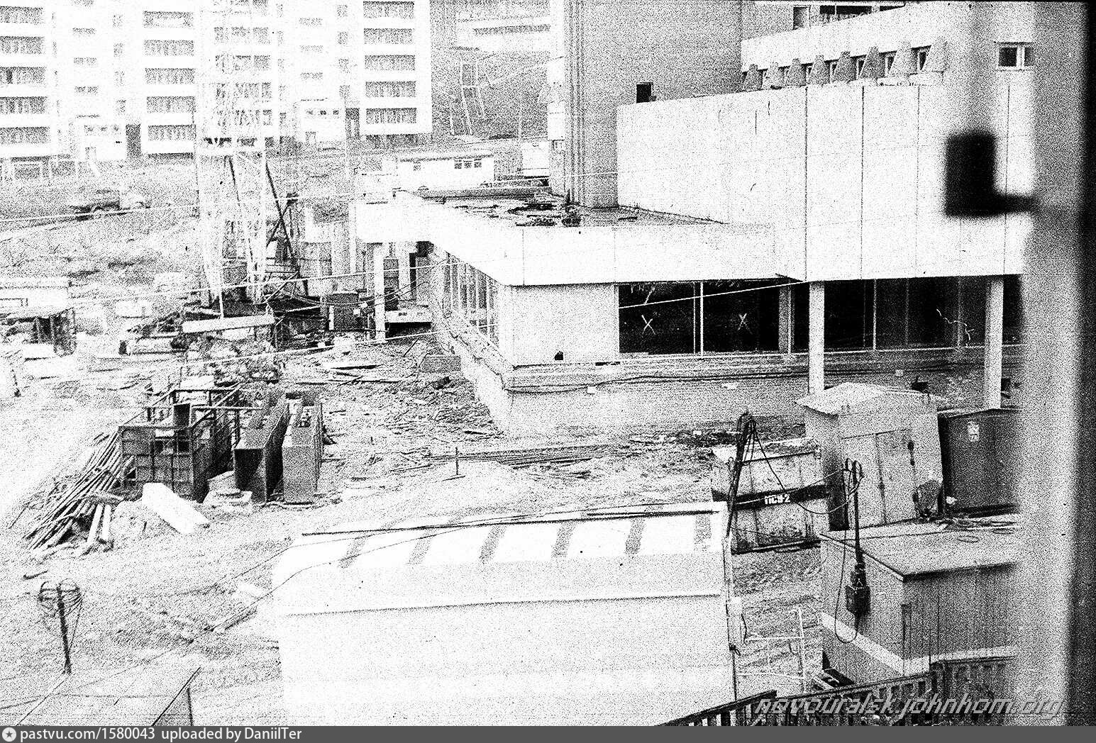 Свердловск 1988. Грязелечебница Новоуральск. Новоуральск в 80-е. Фото отдел старый торговый Новоуральск.