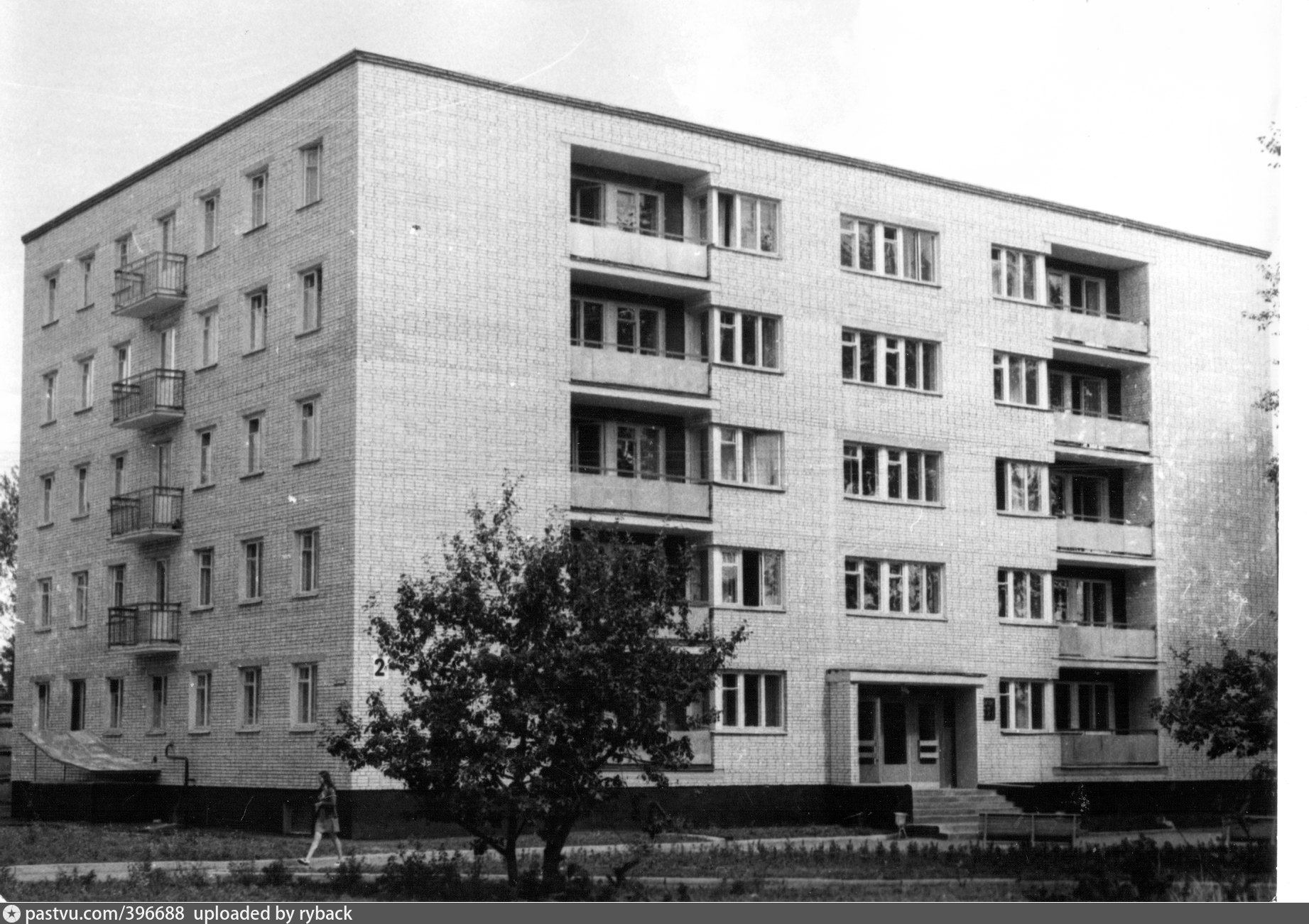 Общежития е. Общежитие Мади Москва. Корпус общежития. Общежитие корпус 1. Общежитие завода 1980е.
