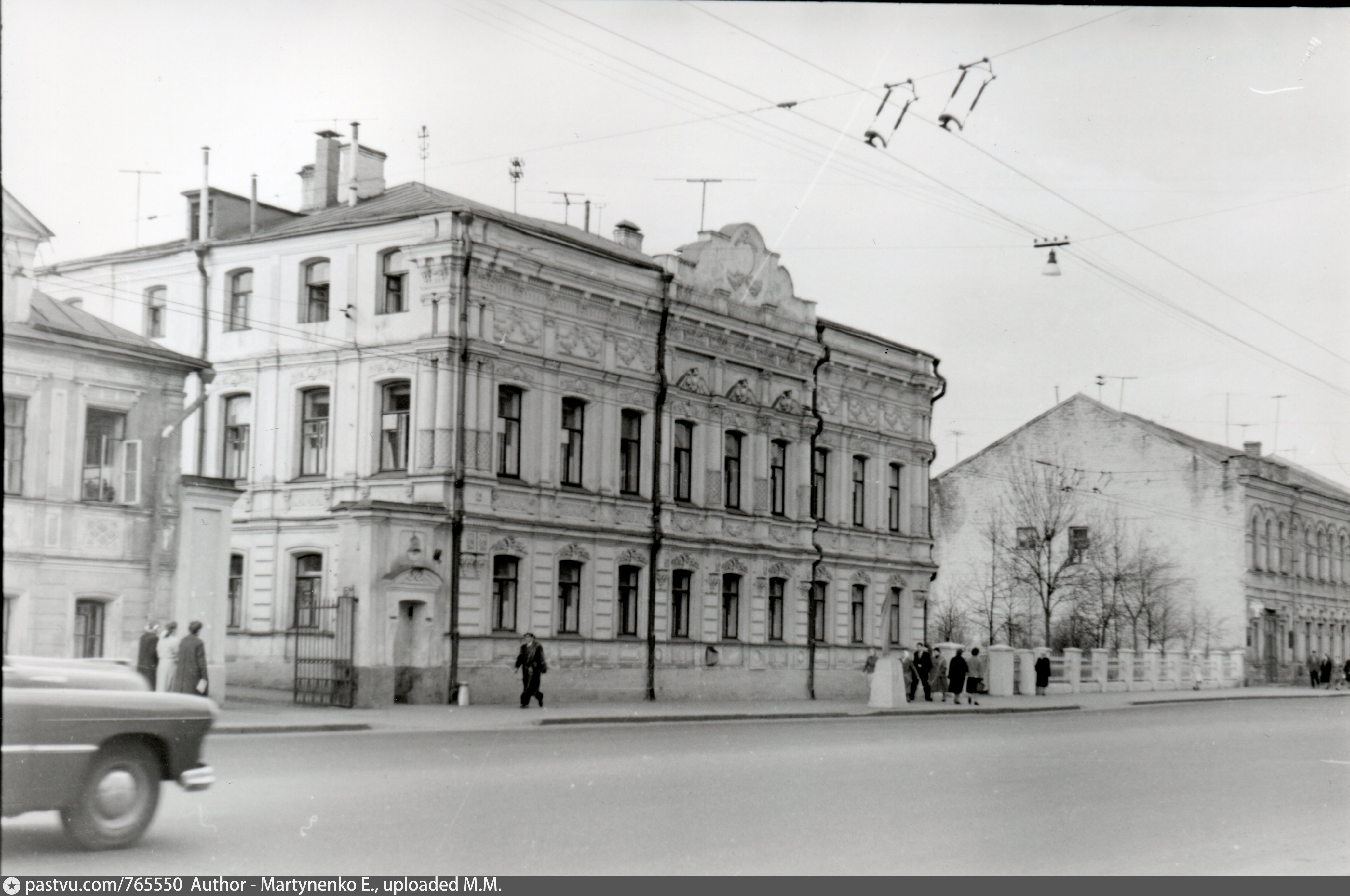 Бакунинская улица москва