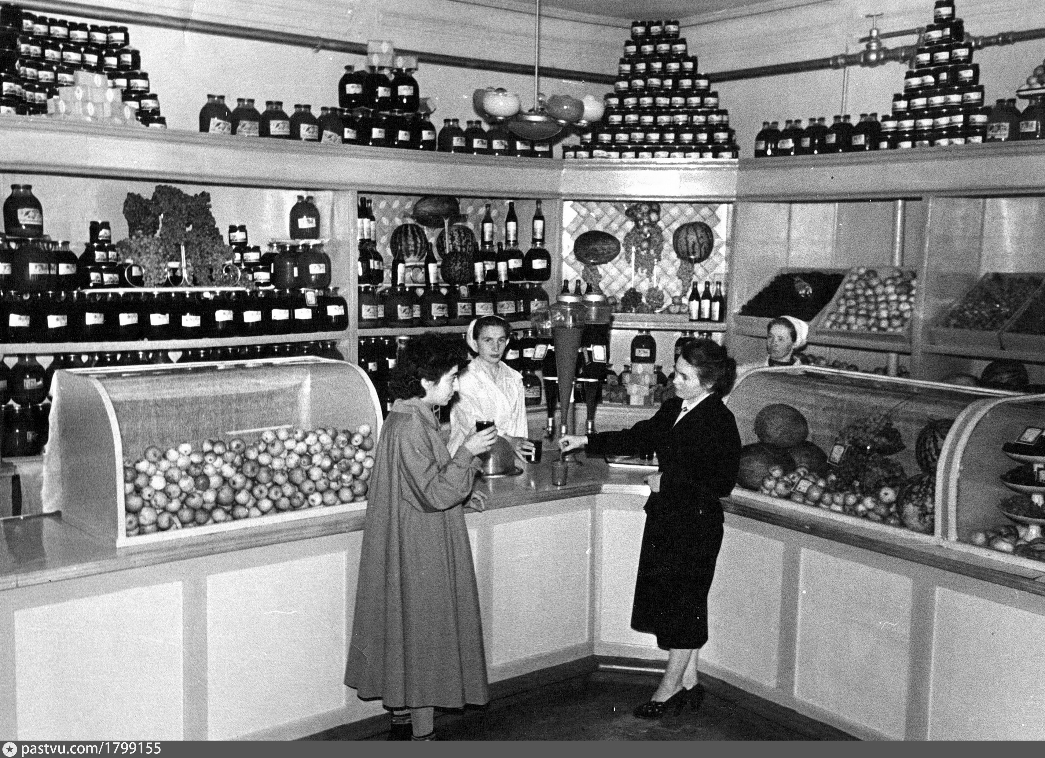 Продуктовые магазины в СССР В 1970