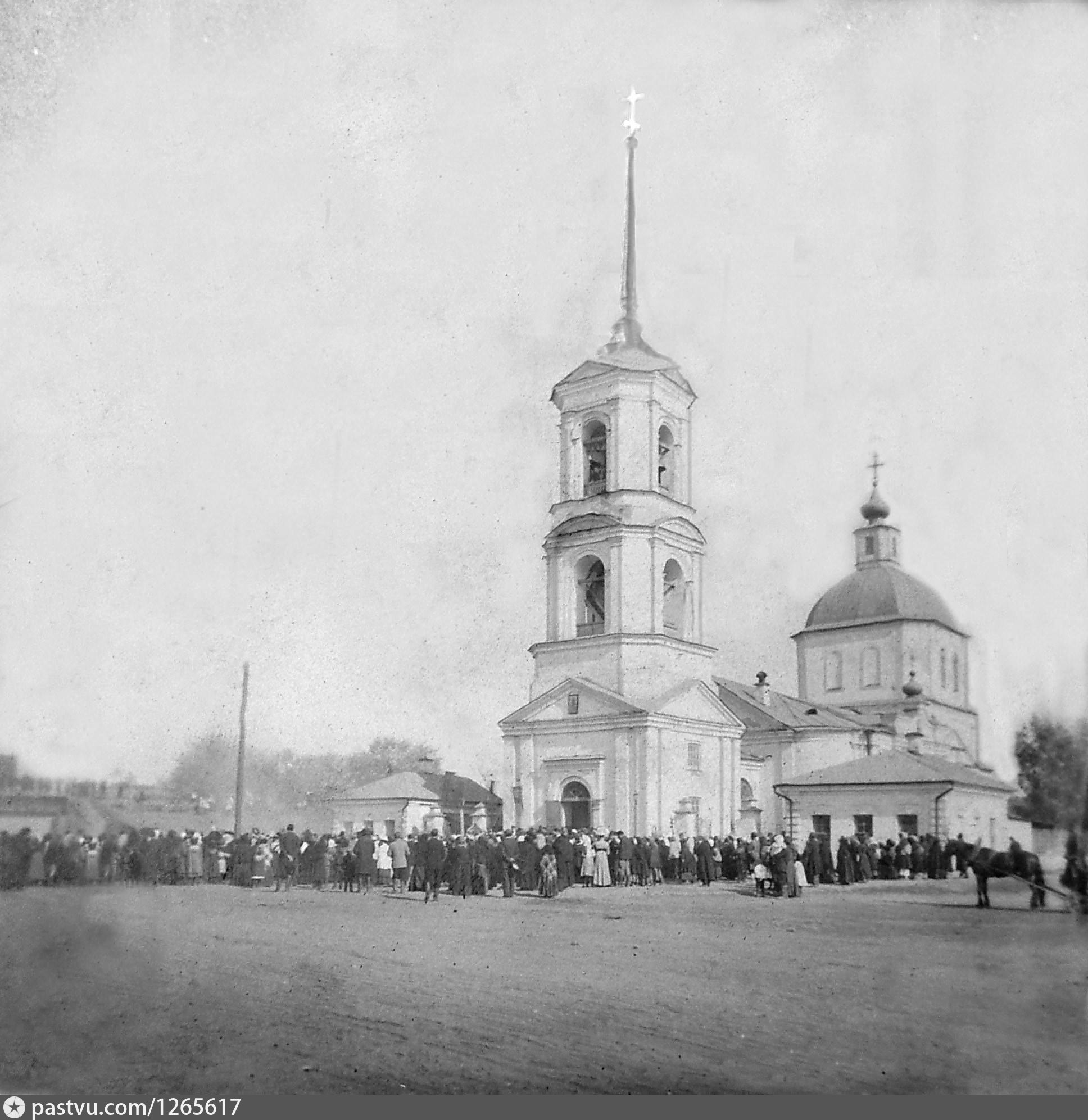 Храмы Волоколамска Воскресенский собор