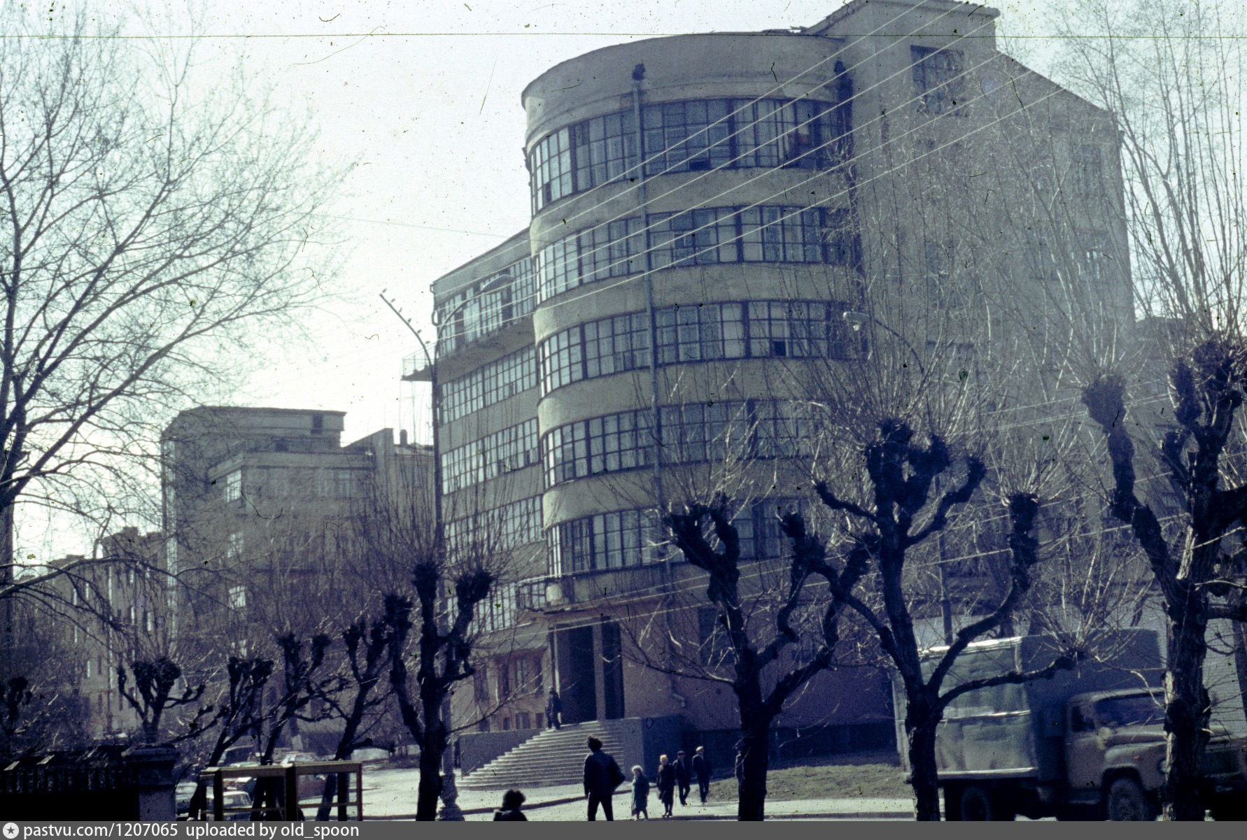 Дома в свердловске. Свердловск 1991. Дом юстиции Екатеринбург 1930. Дом юстиции Грузии. Дом юстиции в Москве 30-е г.