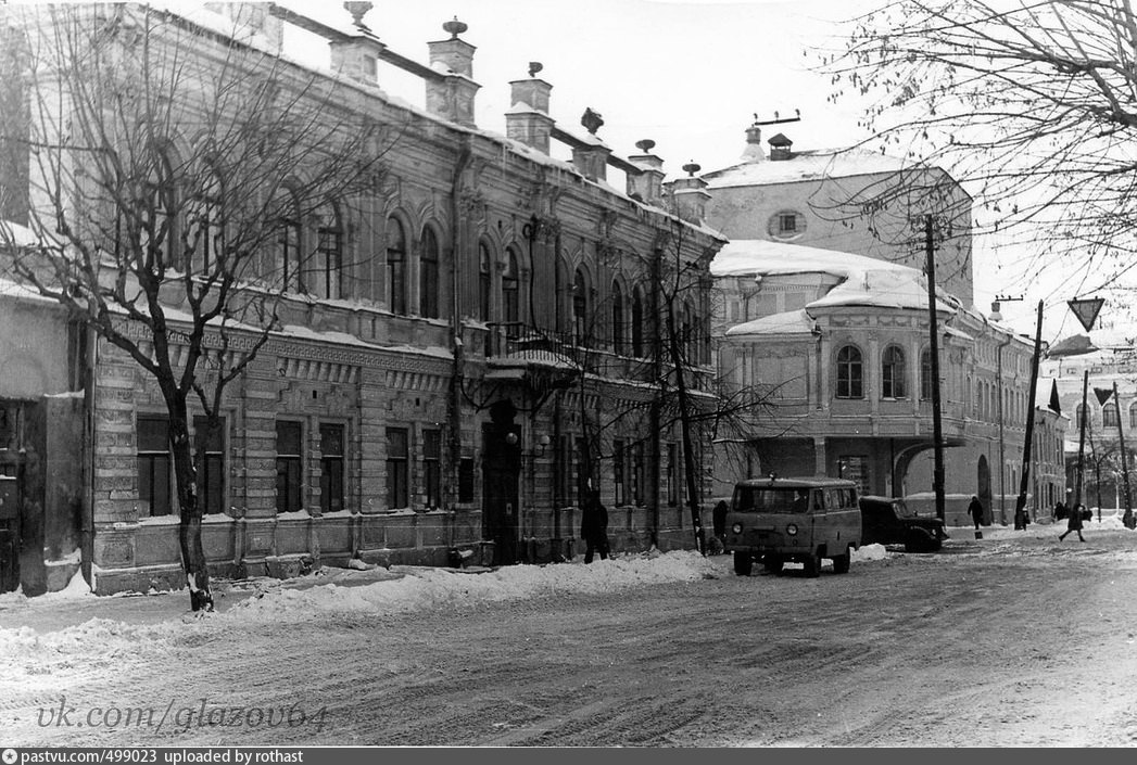 Улица кави наджми. Ул. кави Наджми, 2/39. Улица Горького 1957 год.. Старый дом в Казани кави Наджми. Казань ул Володарского переименована в.