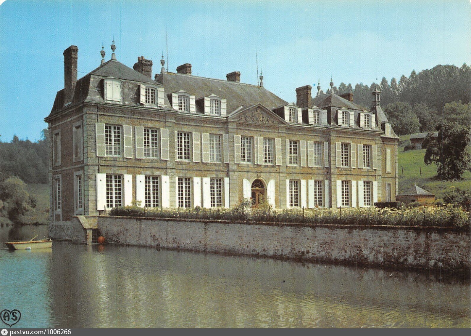 Chateau de Courmenil