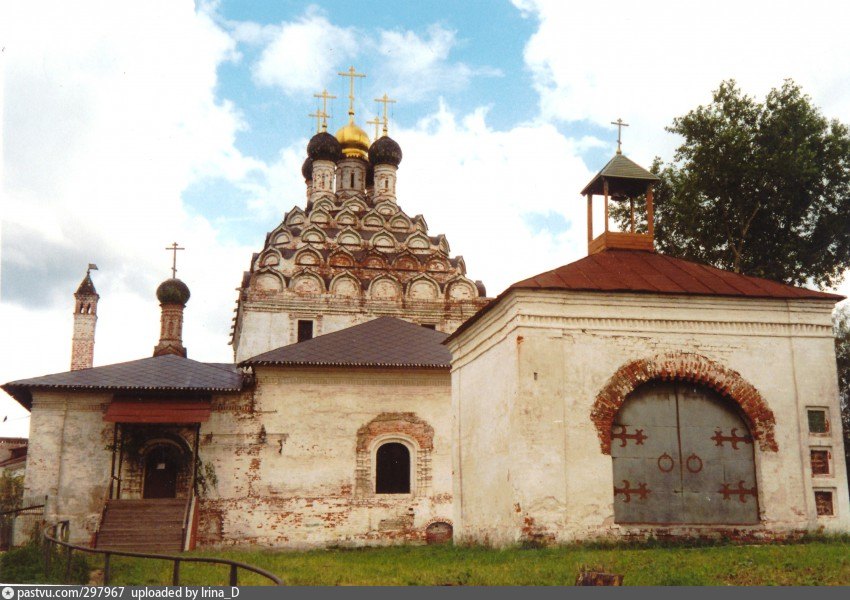 Храм воскресения словущего коломна. Храм Николы Посадского в Коломне. Церковь Воскресения Словущего в Коломне. Коломна Старообрядческая Церковь Николы на Посаде. Церковь Николая на Посаде Коломна.