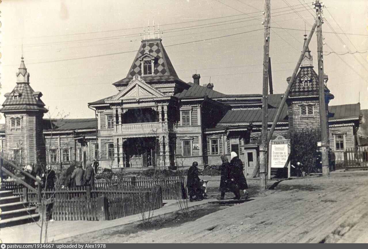 красная площадь в тобольске