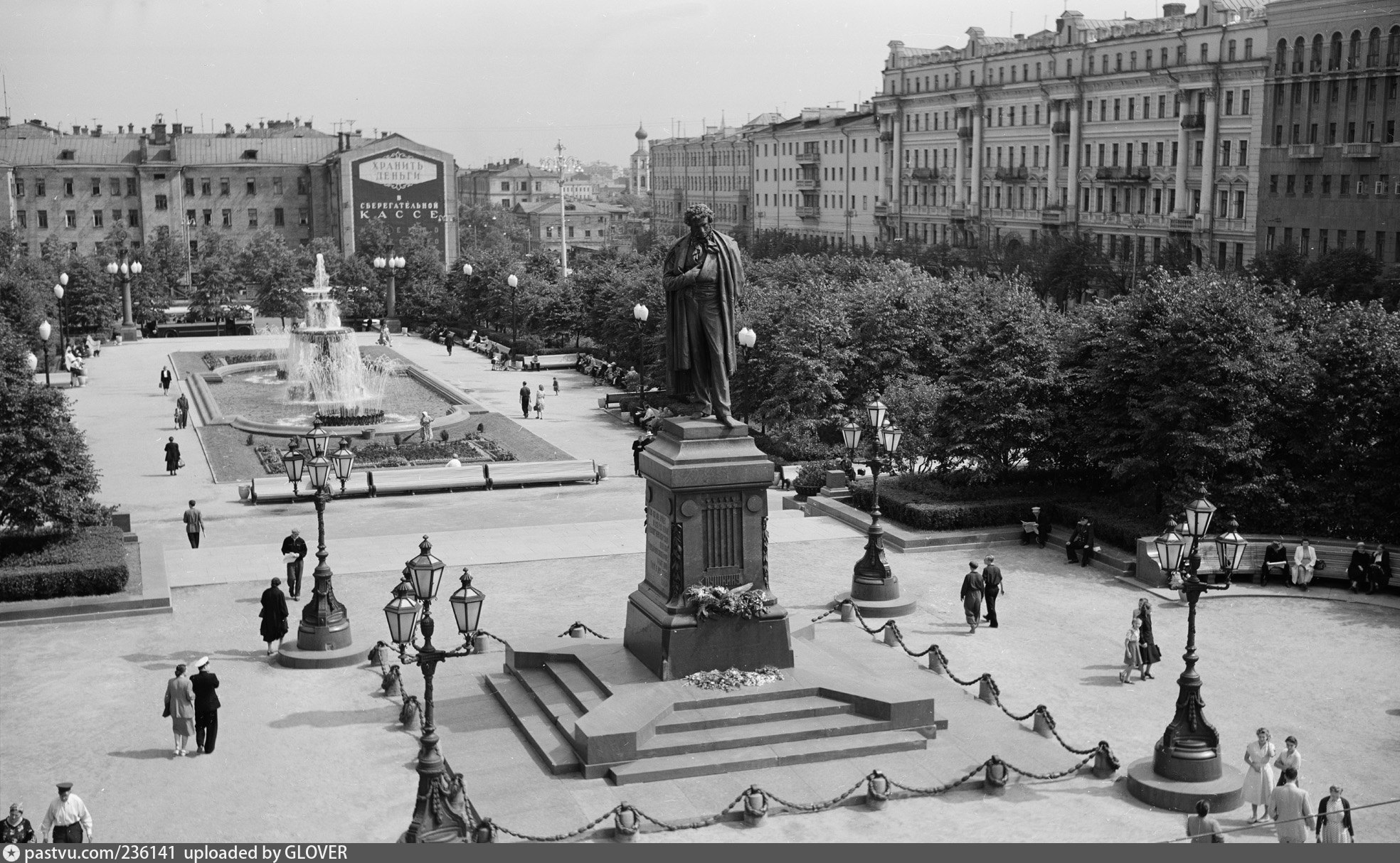 пушкинская площадь в москве