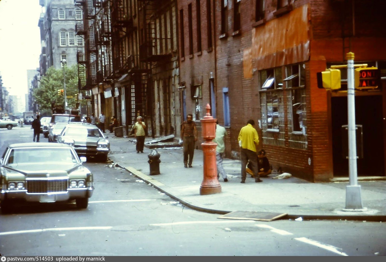 Америка 60 70. Нью Йорк 70ых. Нью Йорк 70х улицы. Нью Йорк 1970. Стрит Нью Йорк 1970.