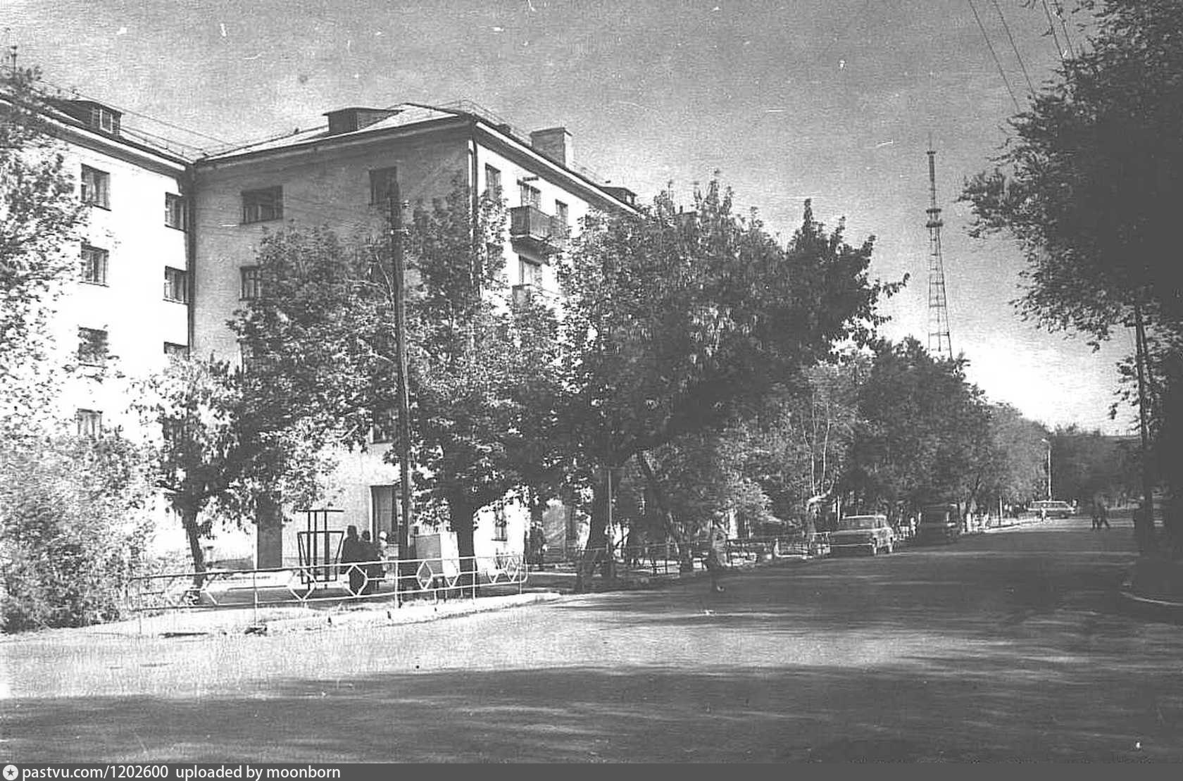 Актюбинск актюбинская. Актобе старый город. Актобе в старой части города. Актюбинск СССР. Актюбинск Казахстан старый город.