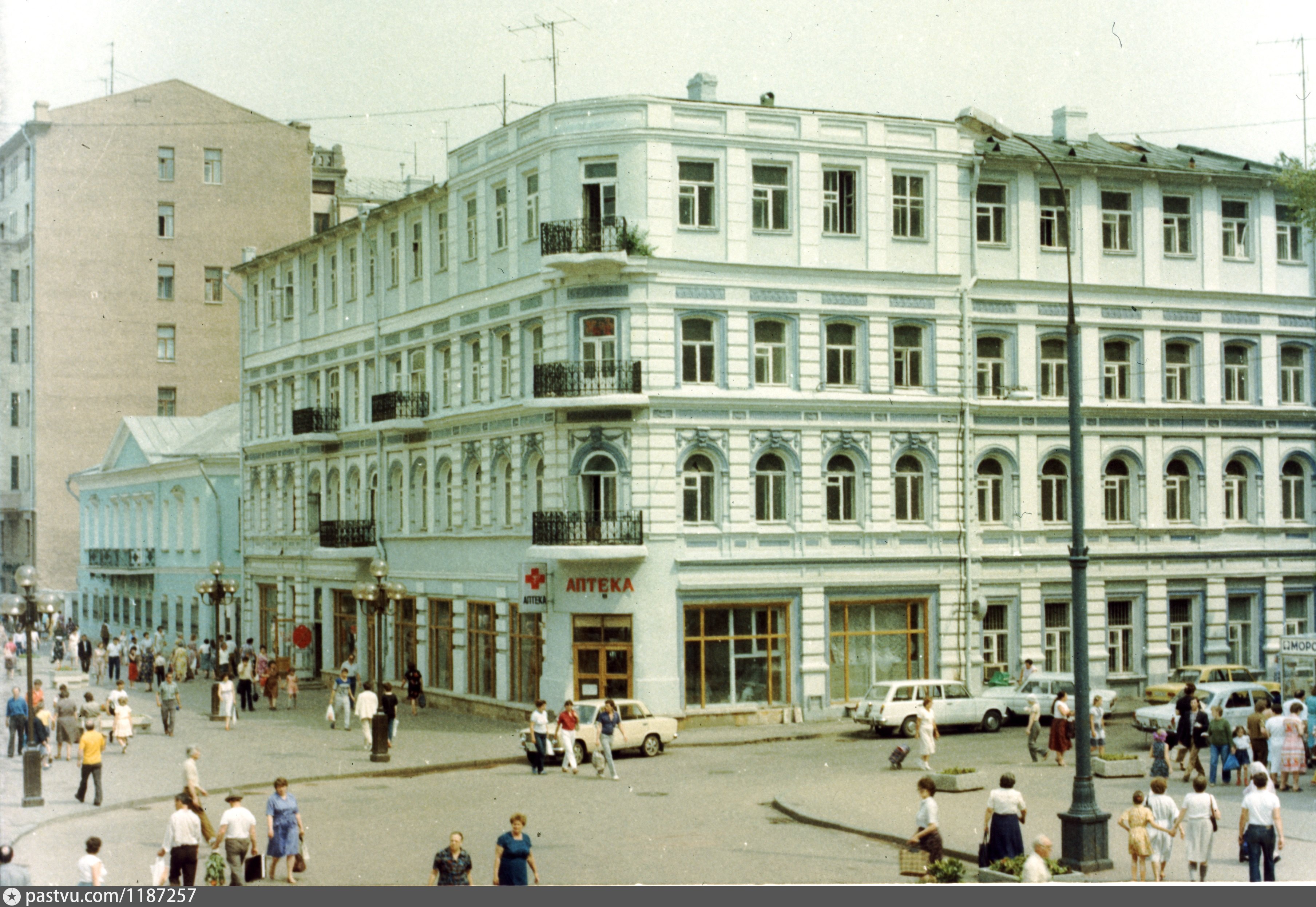 Москва 55. Арбат 1987. Москва, улица Арбат, 55/32. Ул. Арбат, д. 55/32. Арбат 55 паству.