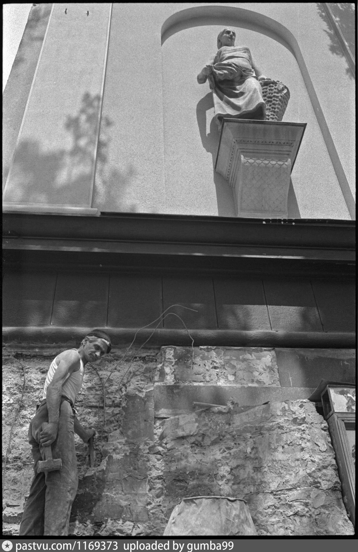 Кинотеатр Руставели. Ремонт фасада