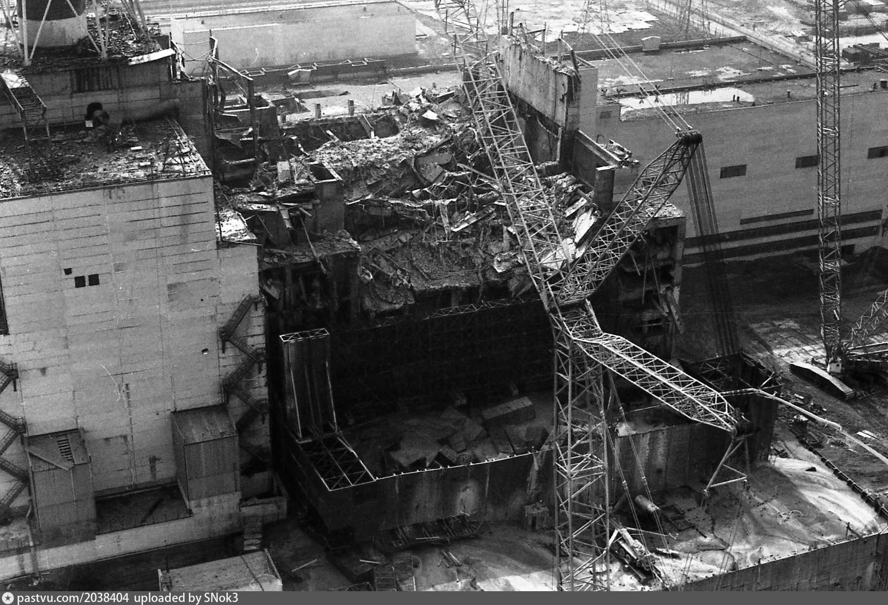 Chernobyl accident. Чернобыль 1986. 4 Реактор ЧАЭС. Чернобыль Припять 4 энергоблок 1986. Четвёртый энергоблок ЧАЭС после взрыва.